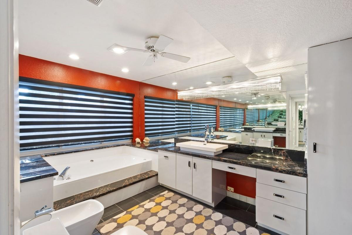 Woodlands Sec Six 67-40 B - Residential