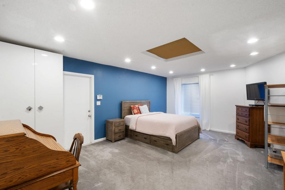 Woodlands Sec Six 67-40 B - Residential