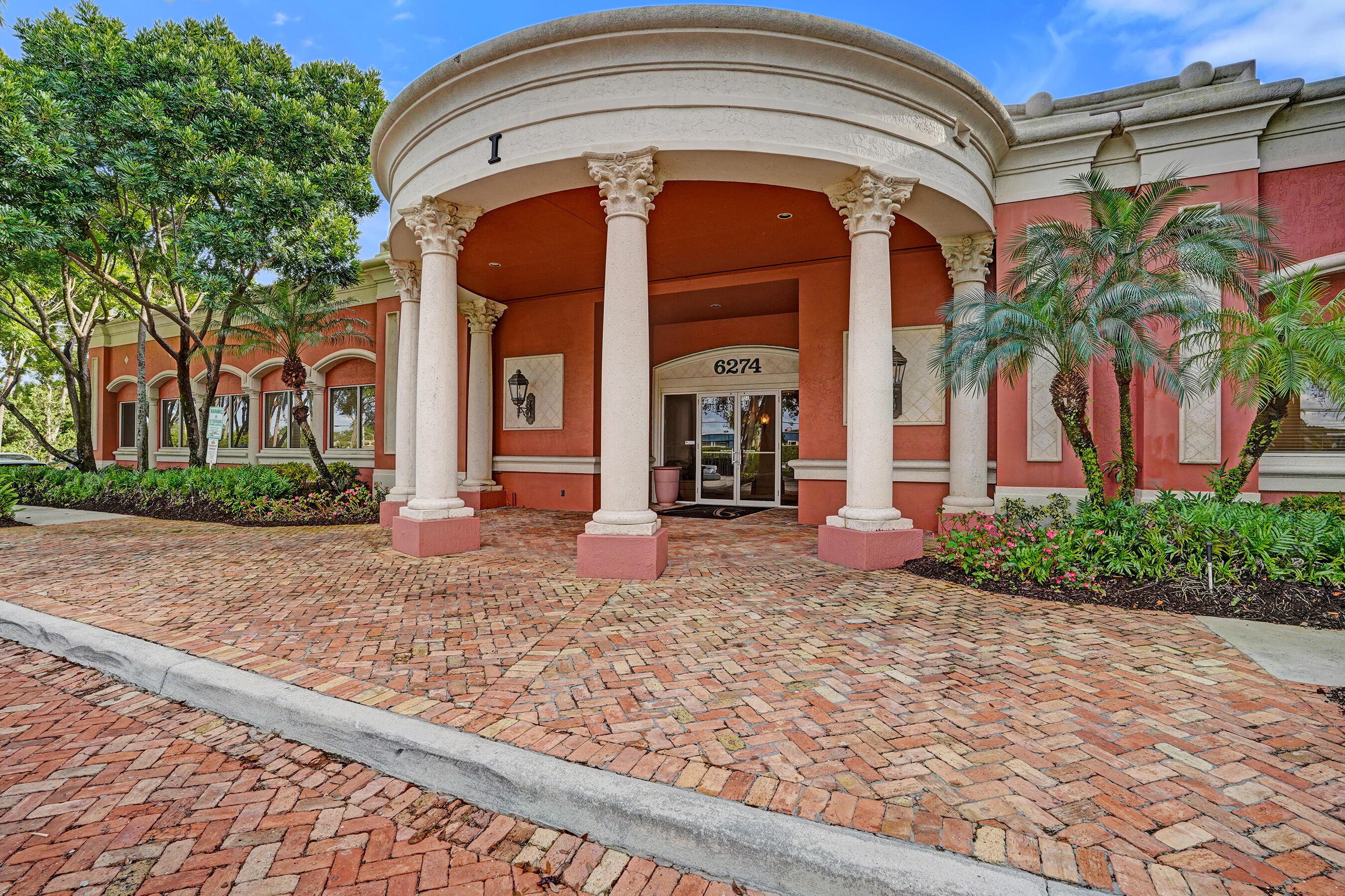 6274 Linton Boulevard 102