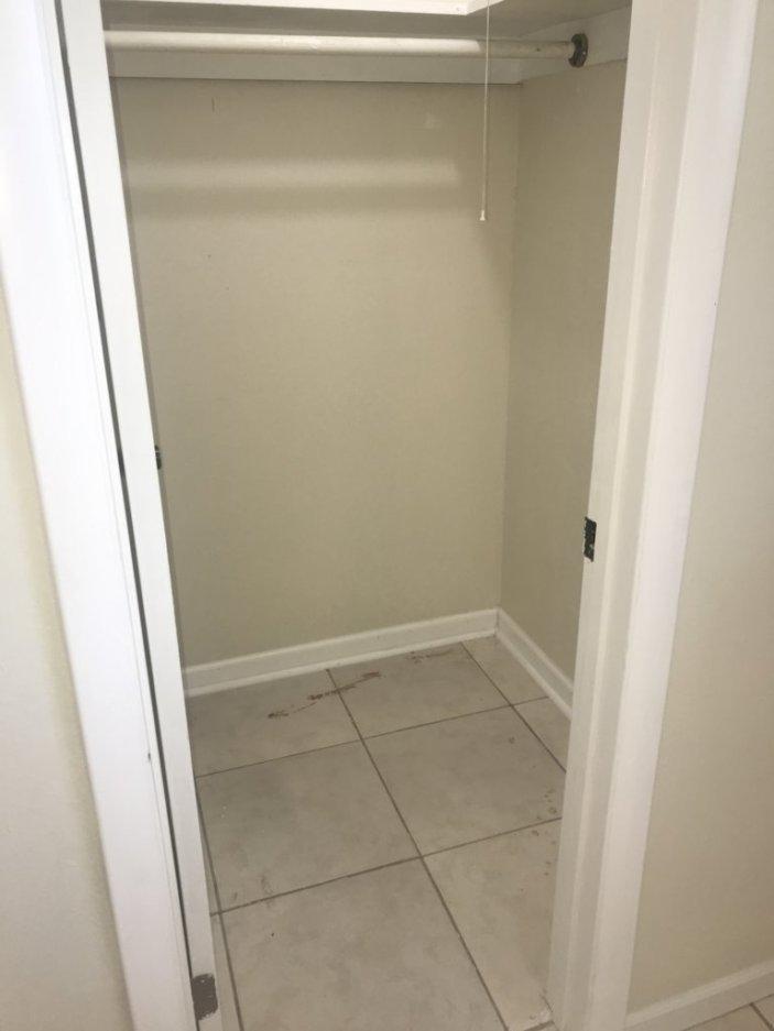 GRAMERCY PARK UNIT 1 - Residential Lease