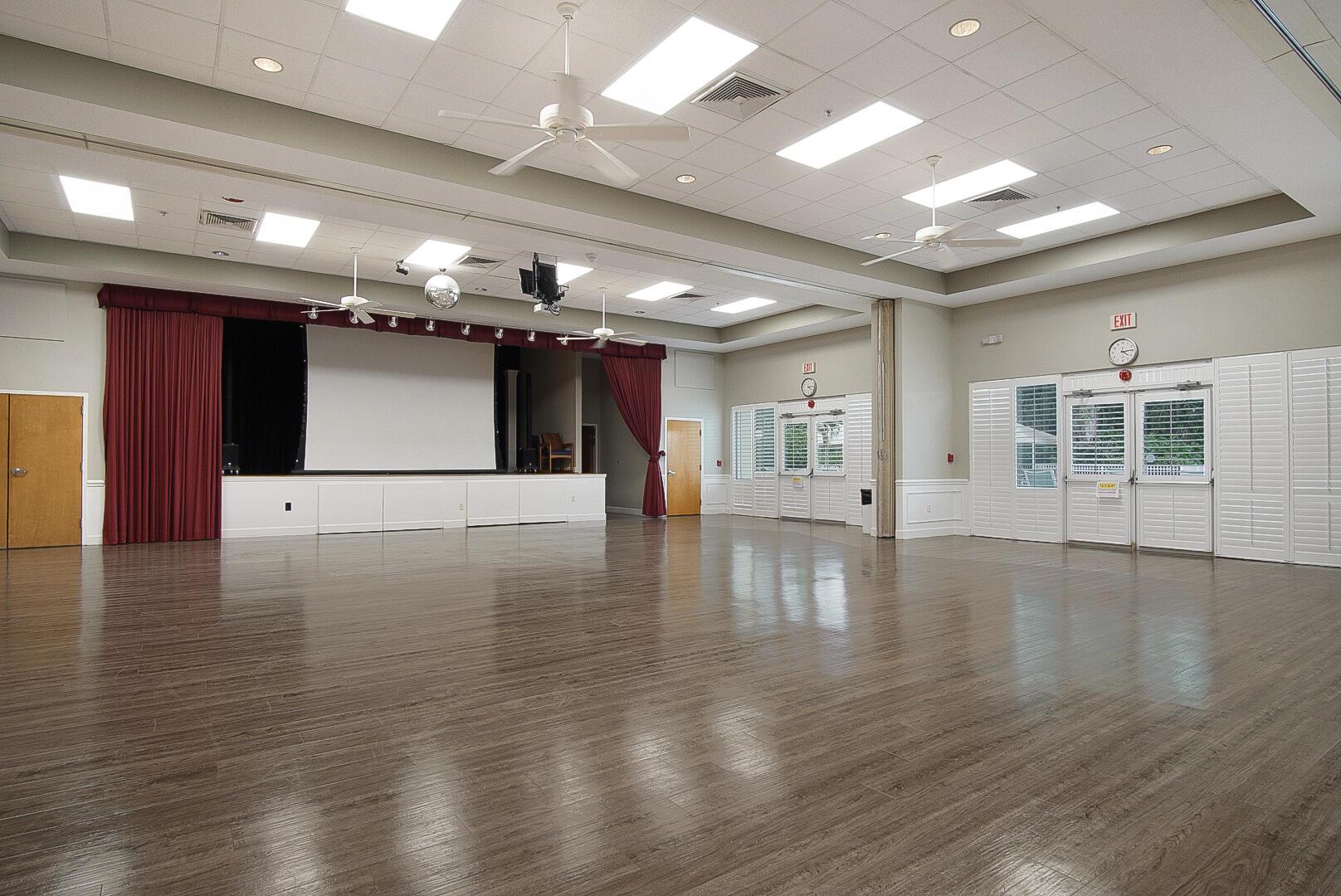 Kings Isle - Residential