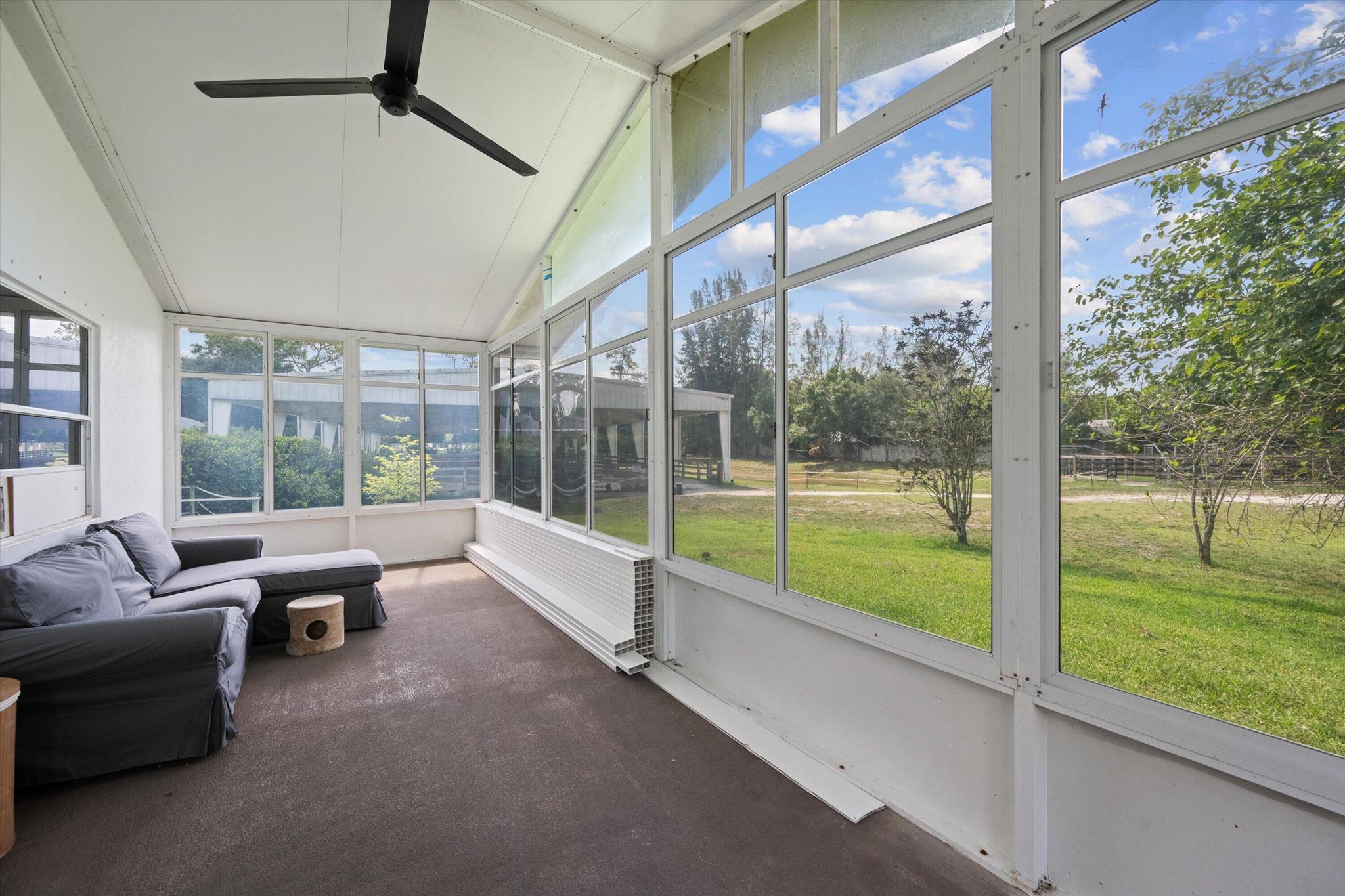 LOXAHATCHEE GROVES - Residential