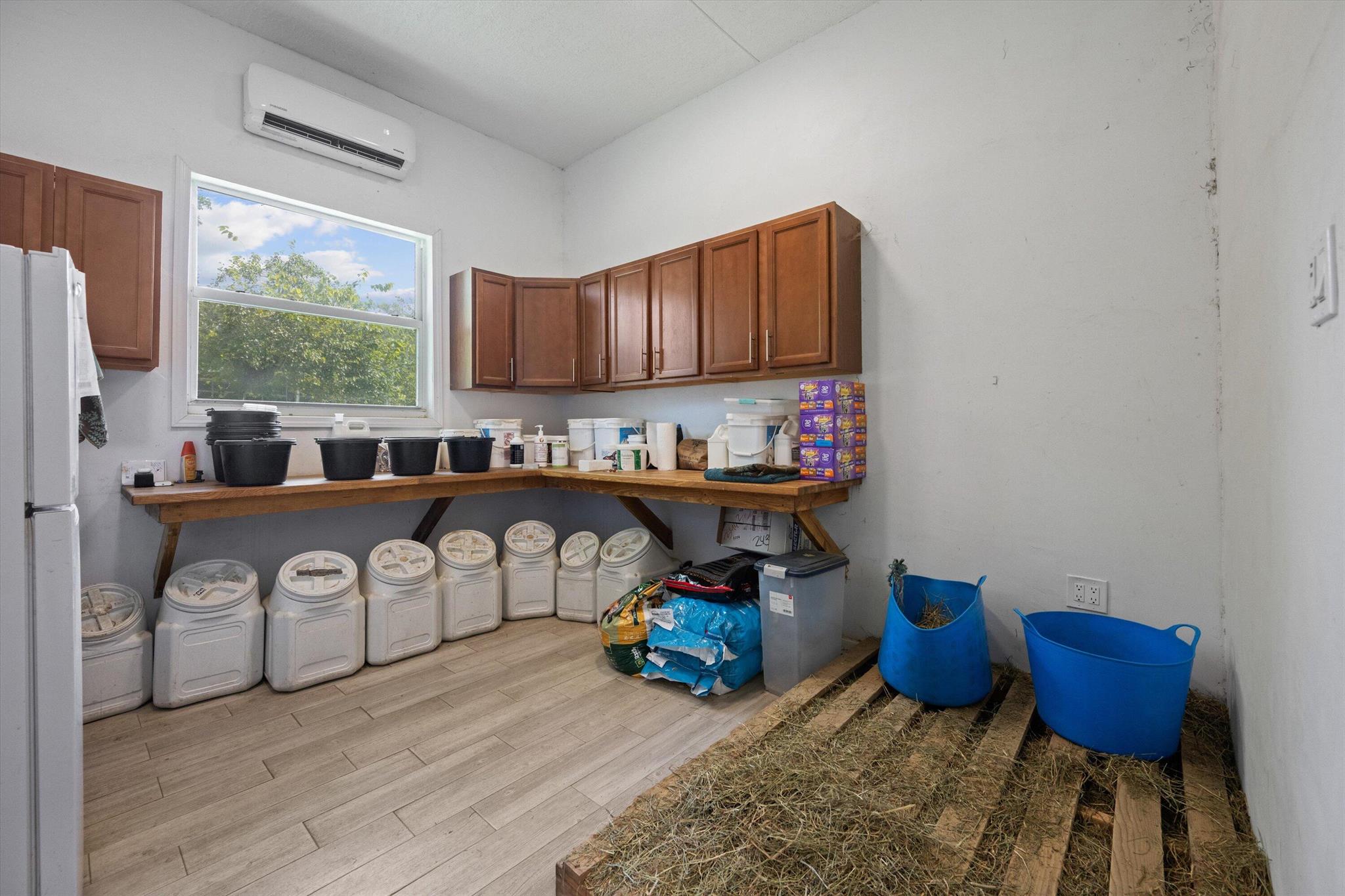 LOXAHATCHEE GROVES - Residential