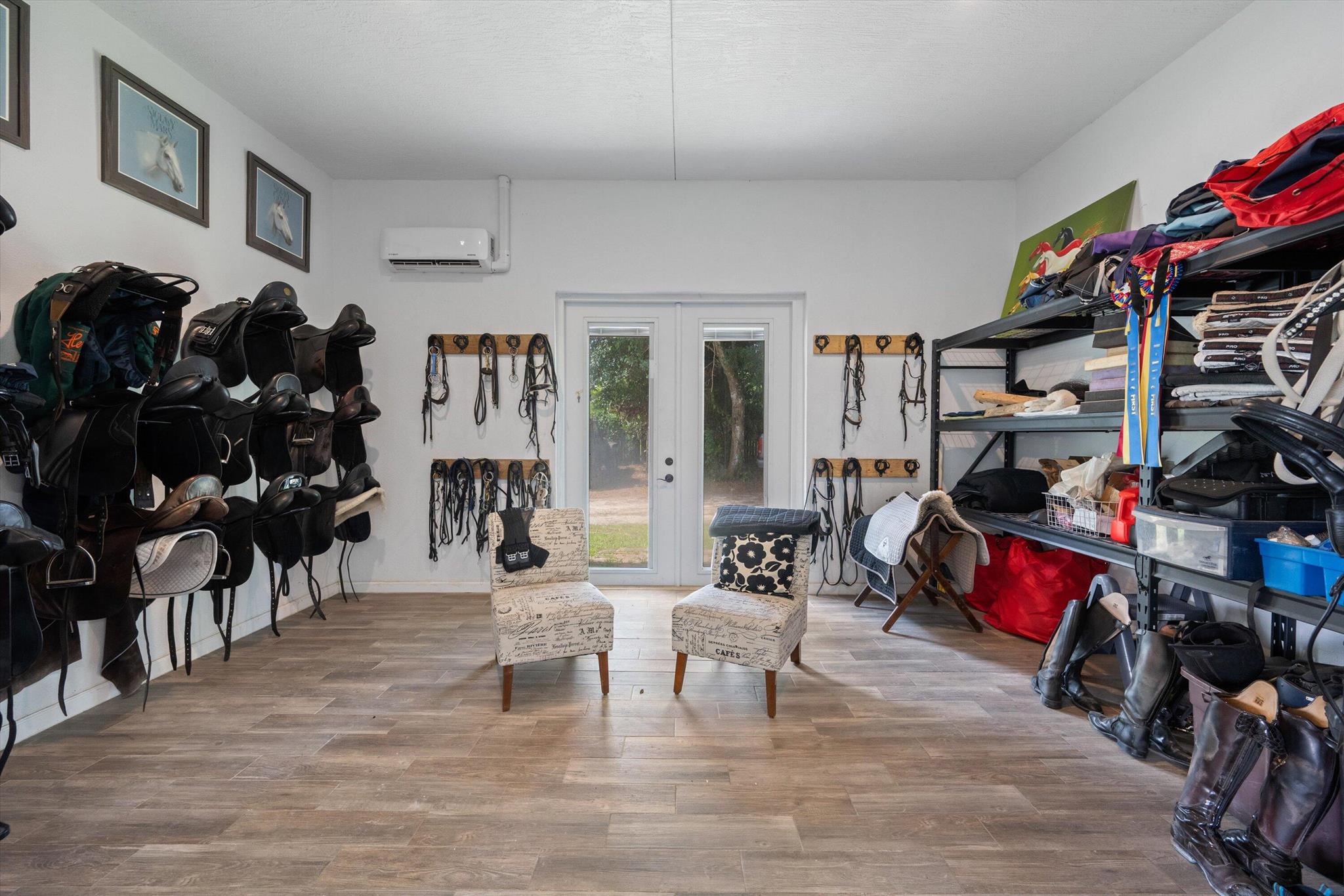 LOXAHATCHEE GROVES - Residential