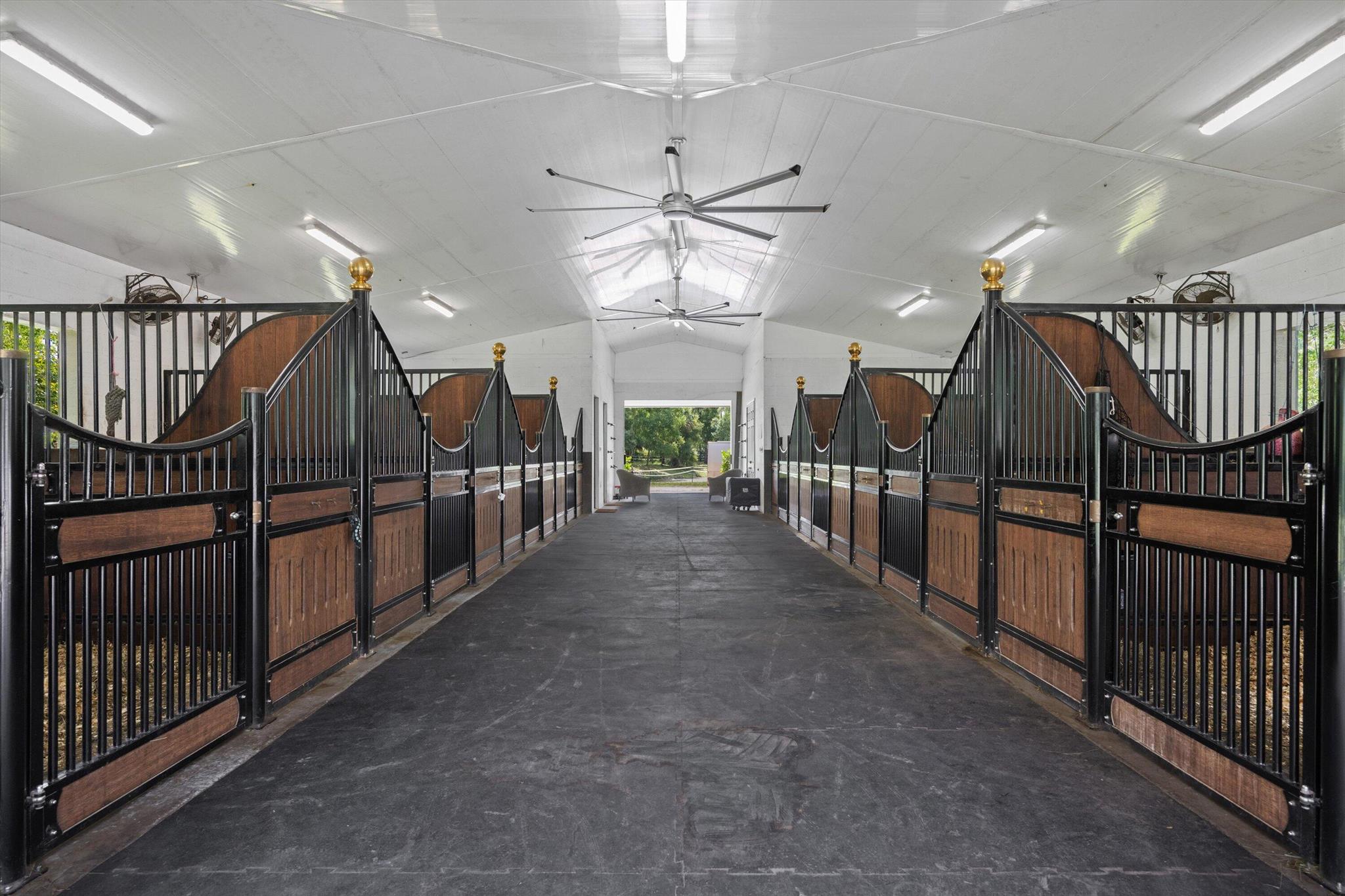 LOXAHATCHEE GROVES - Residential