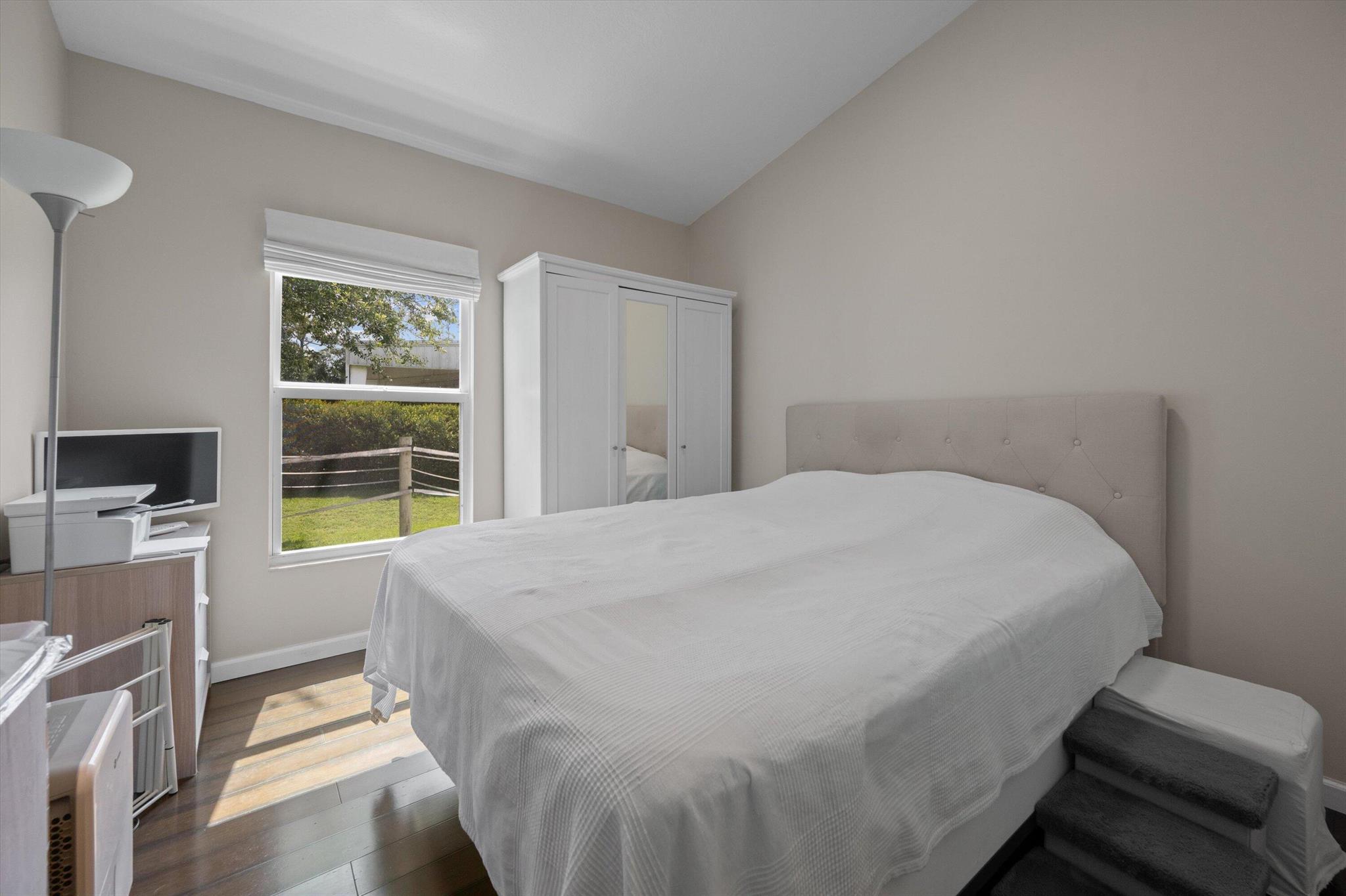 LOXAHATCHEE GROVES - Residential