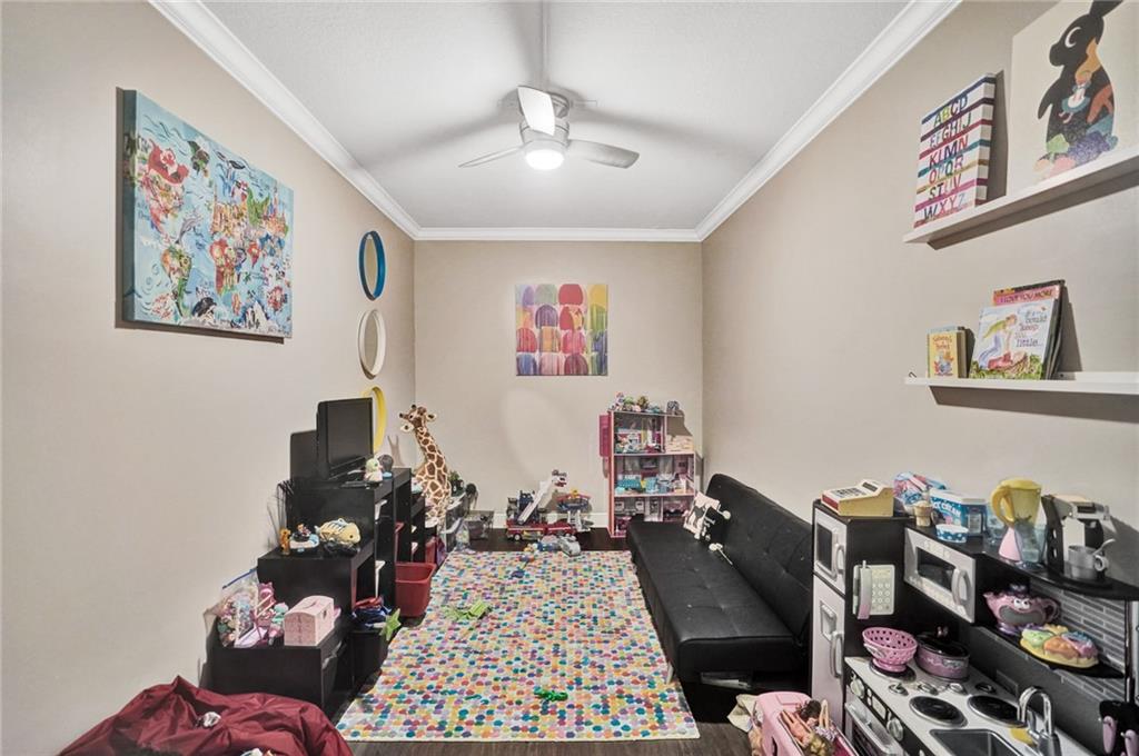 MIRA LAGO - Residential