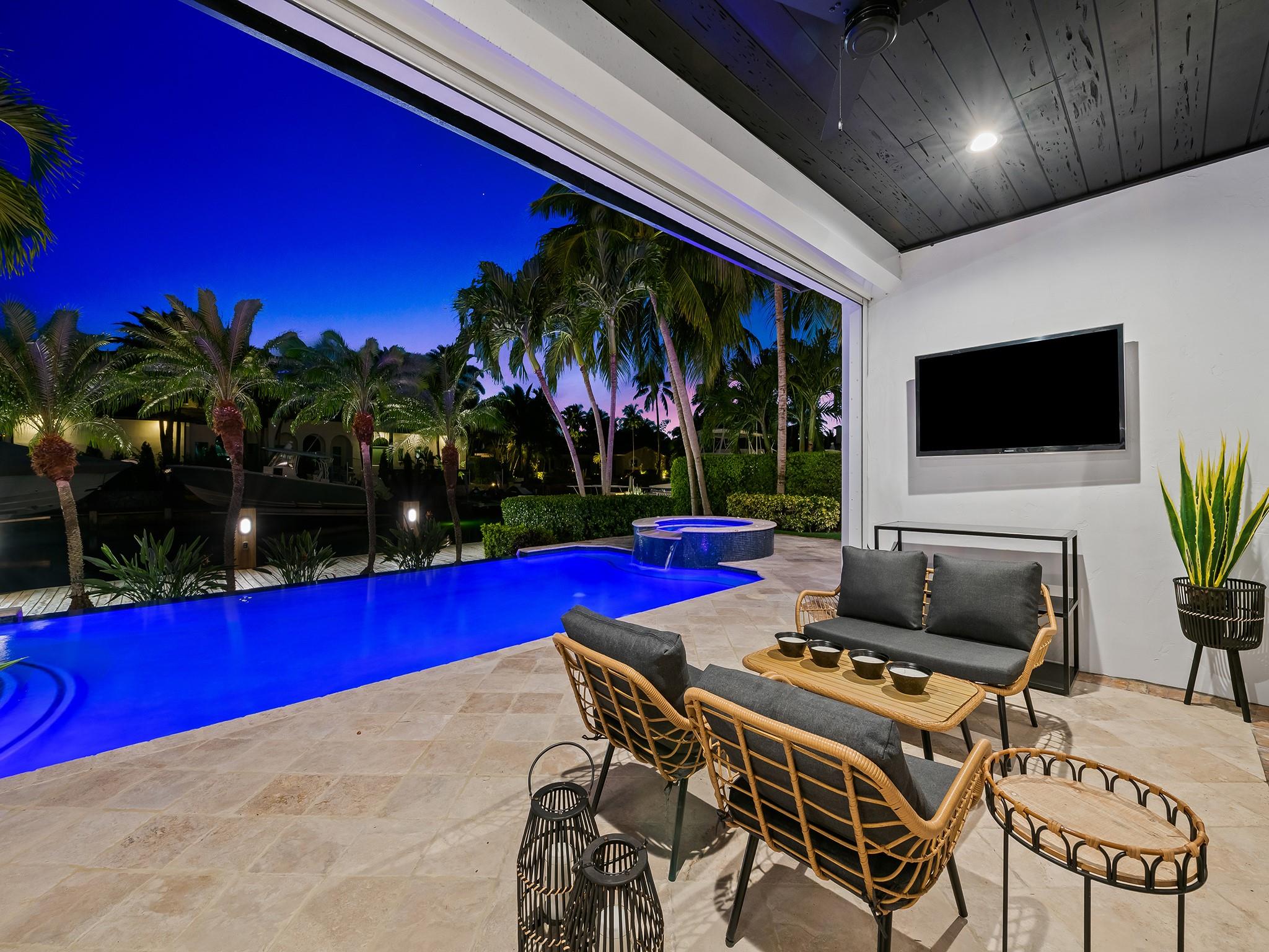 Lighthouse Point First Se - Residential