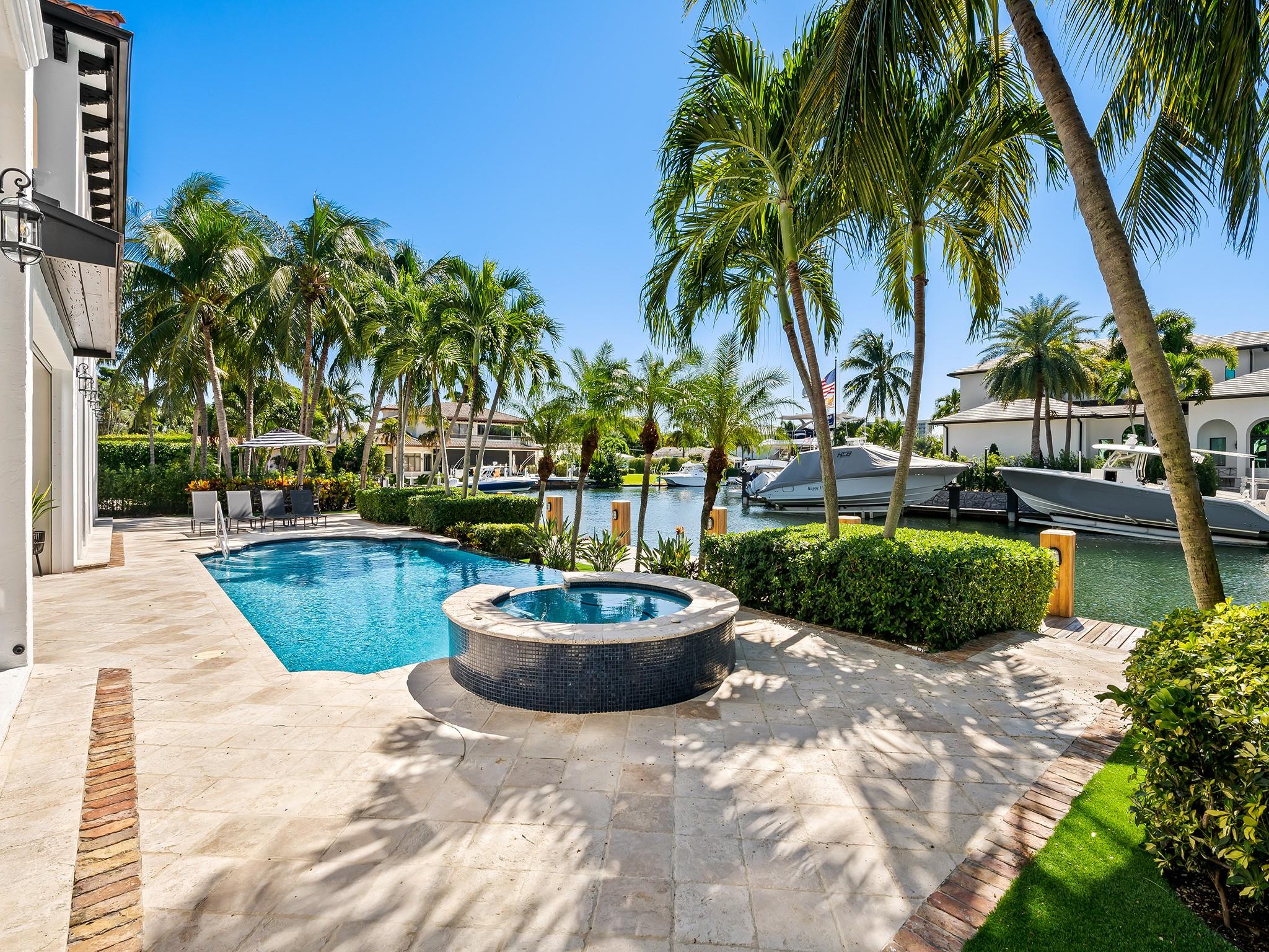 Lighthouse Point First Se - Residential