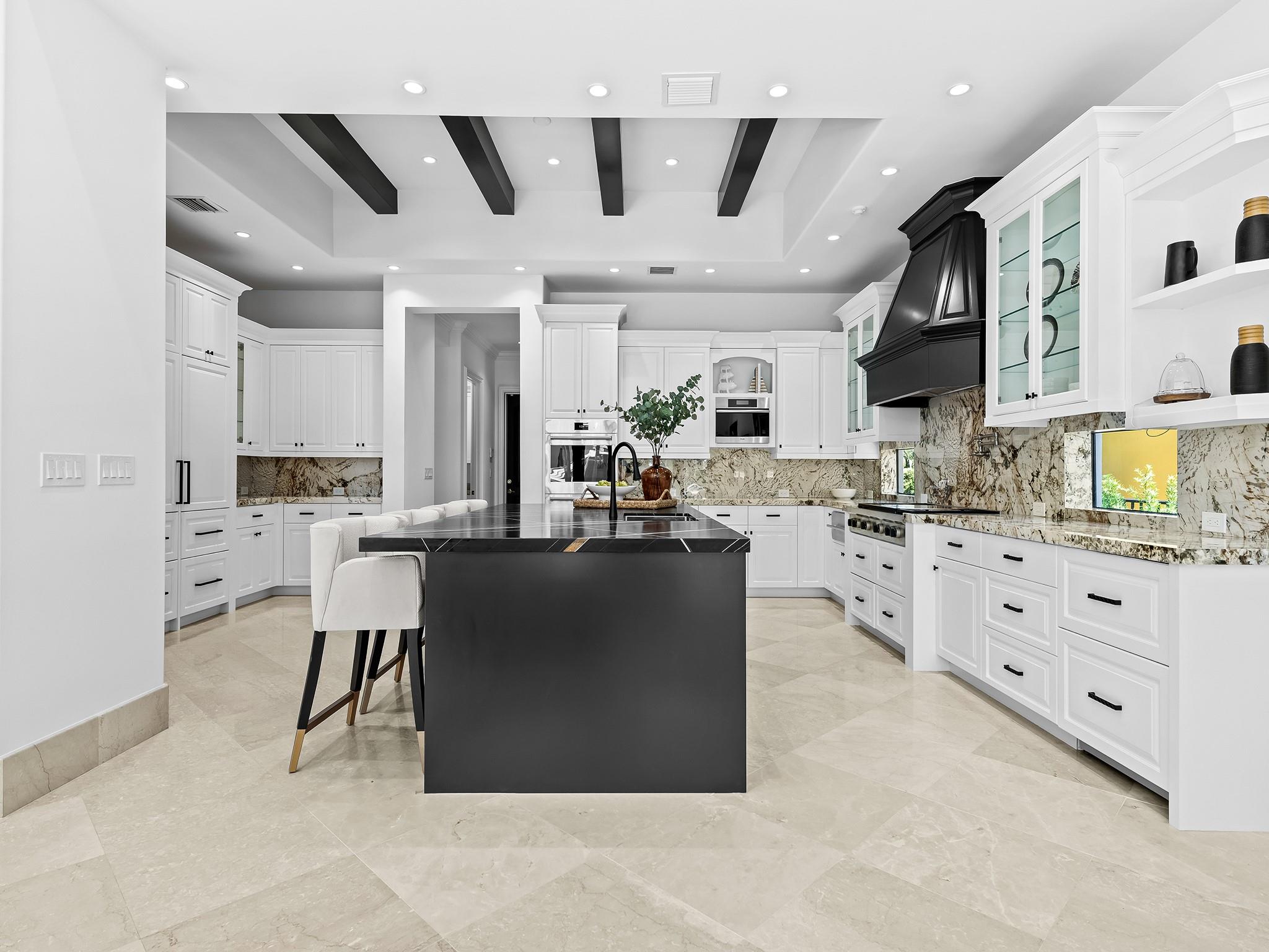 Lighthouse Point First Se - Residential