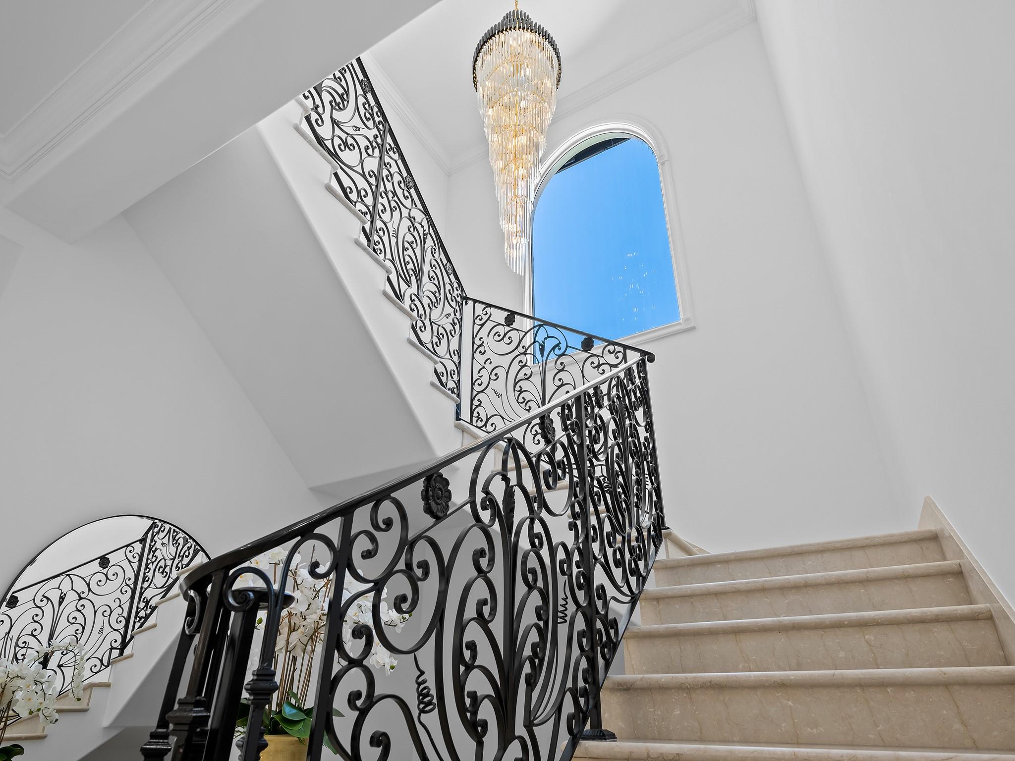 Lighthouse Point First Se - Residential