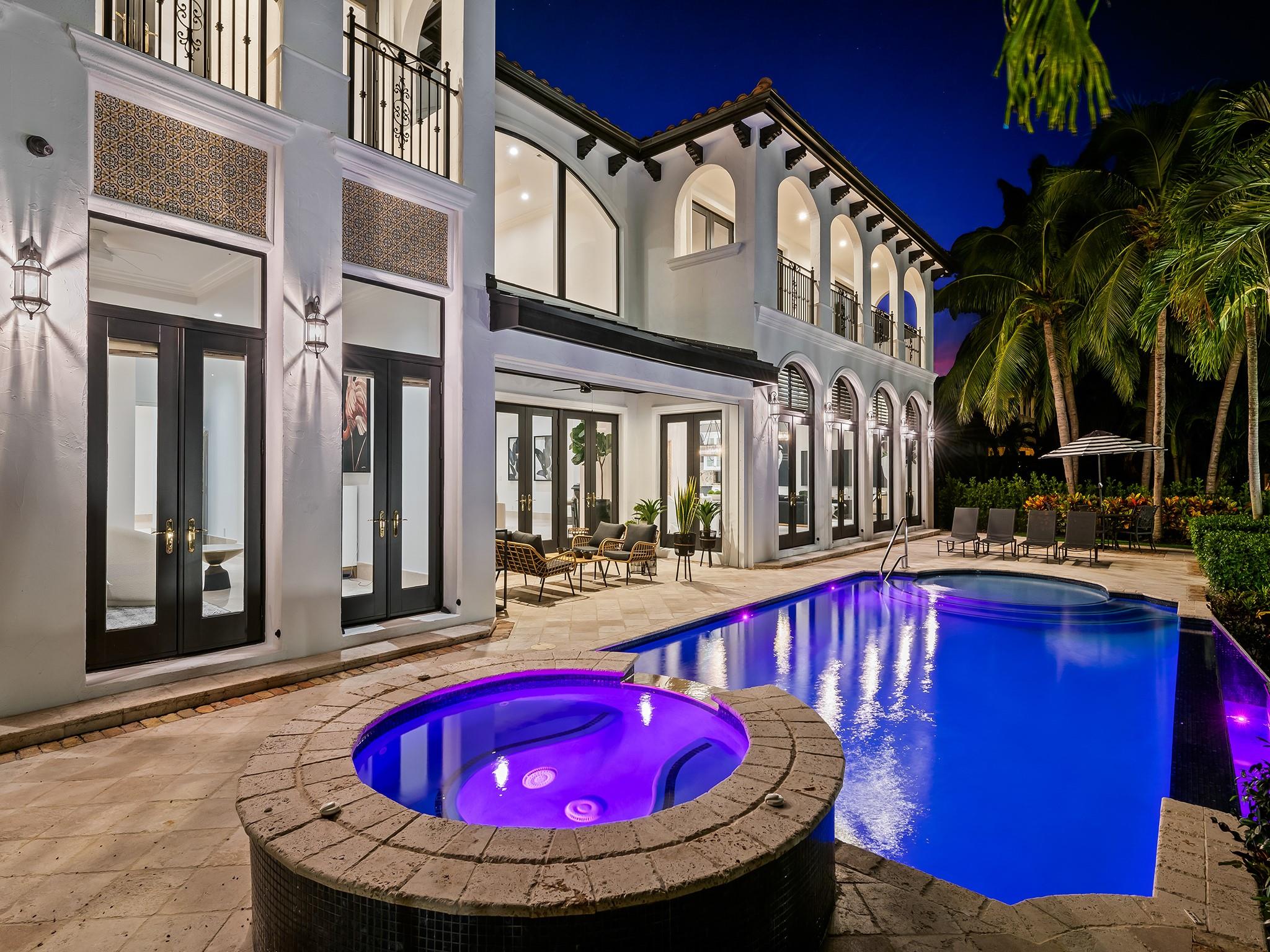 Lighthouse Point First Se - Residential