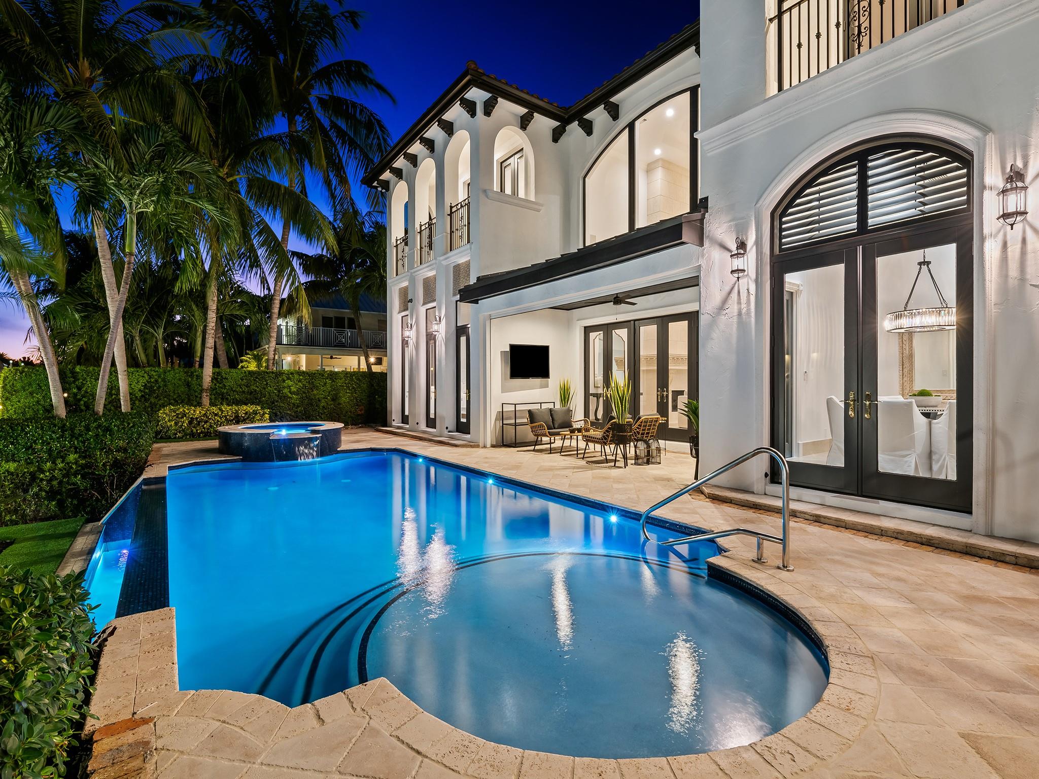 Lighthouse Point First Se - Residential