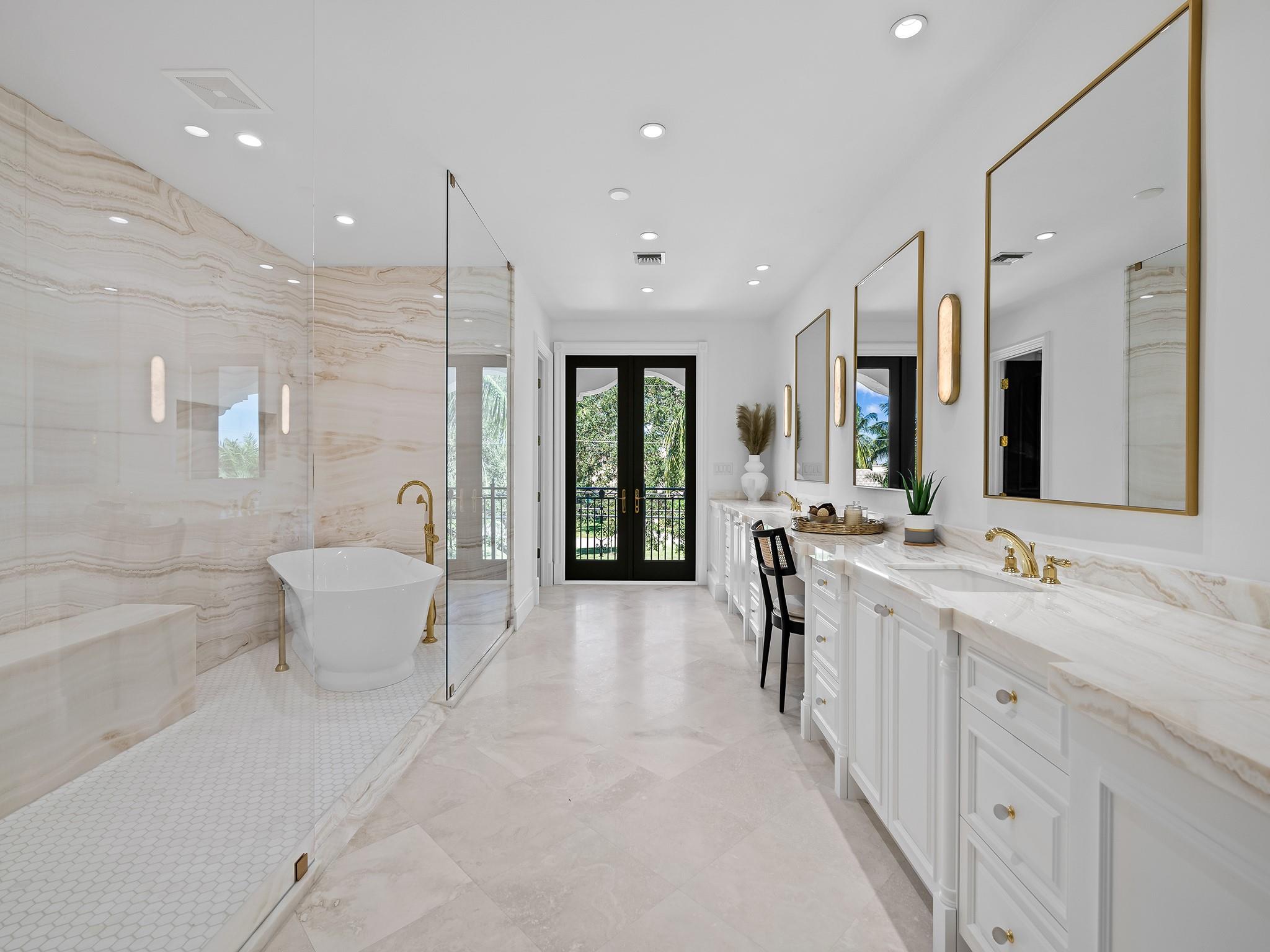 Lighthouse Point First Se - Residential