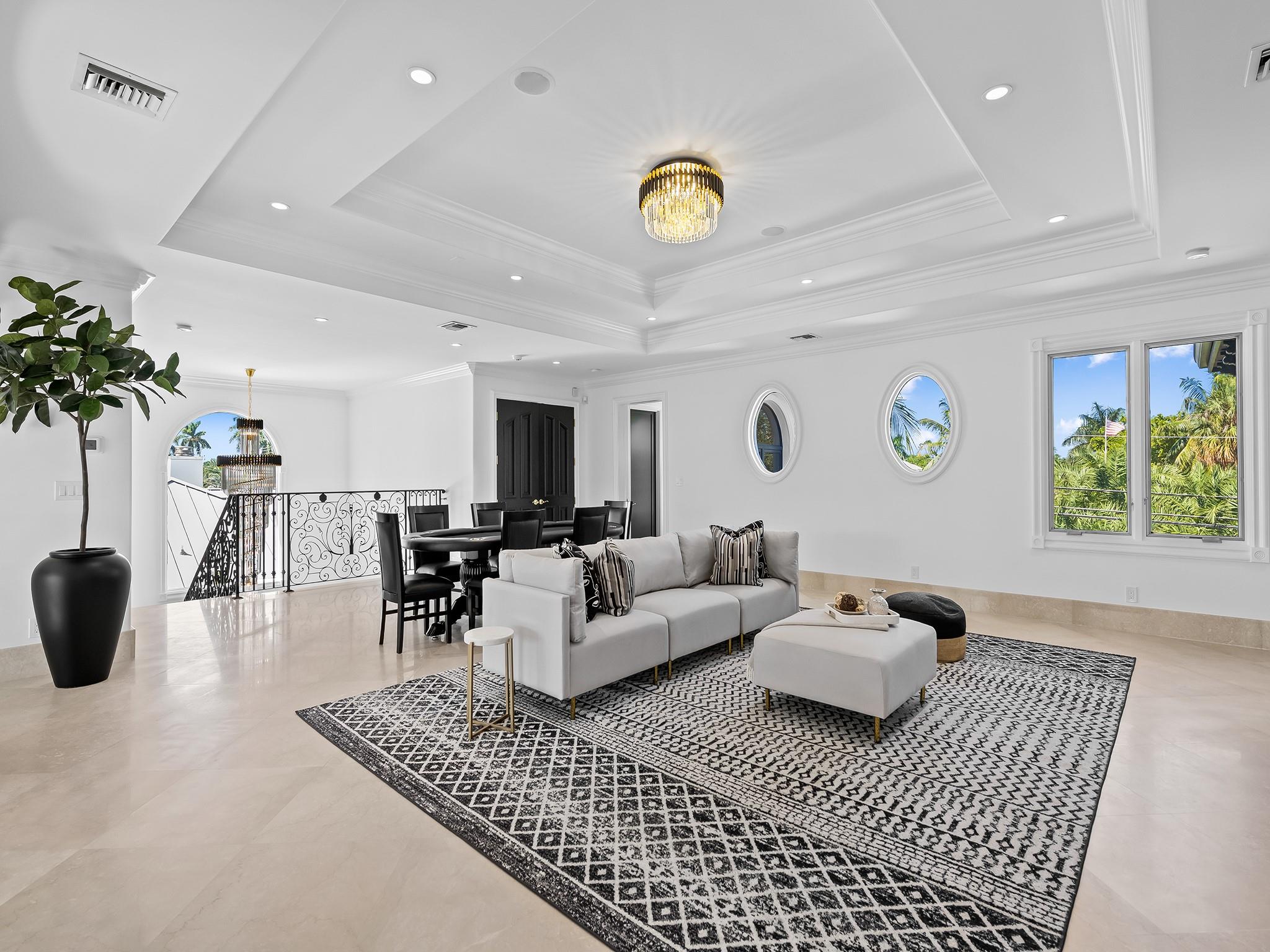 Lighthouse Point First Se - Residential