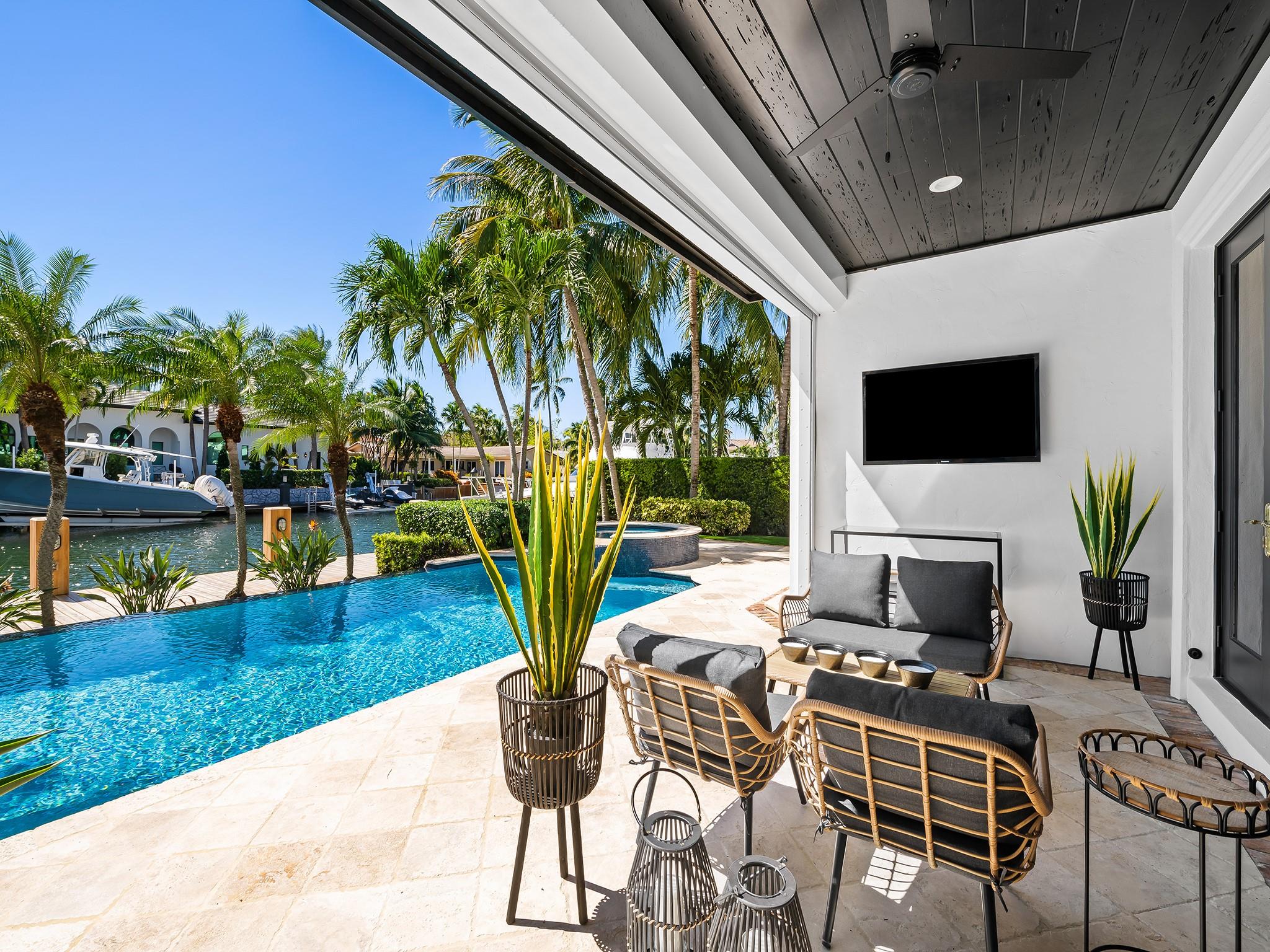 Lighthouse Point First Se - Residential