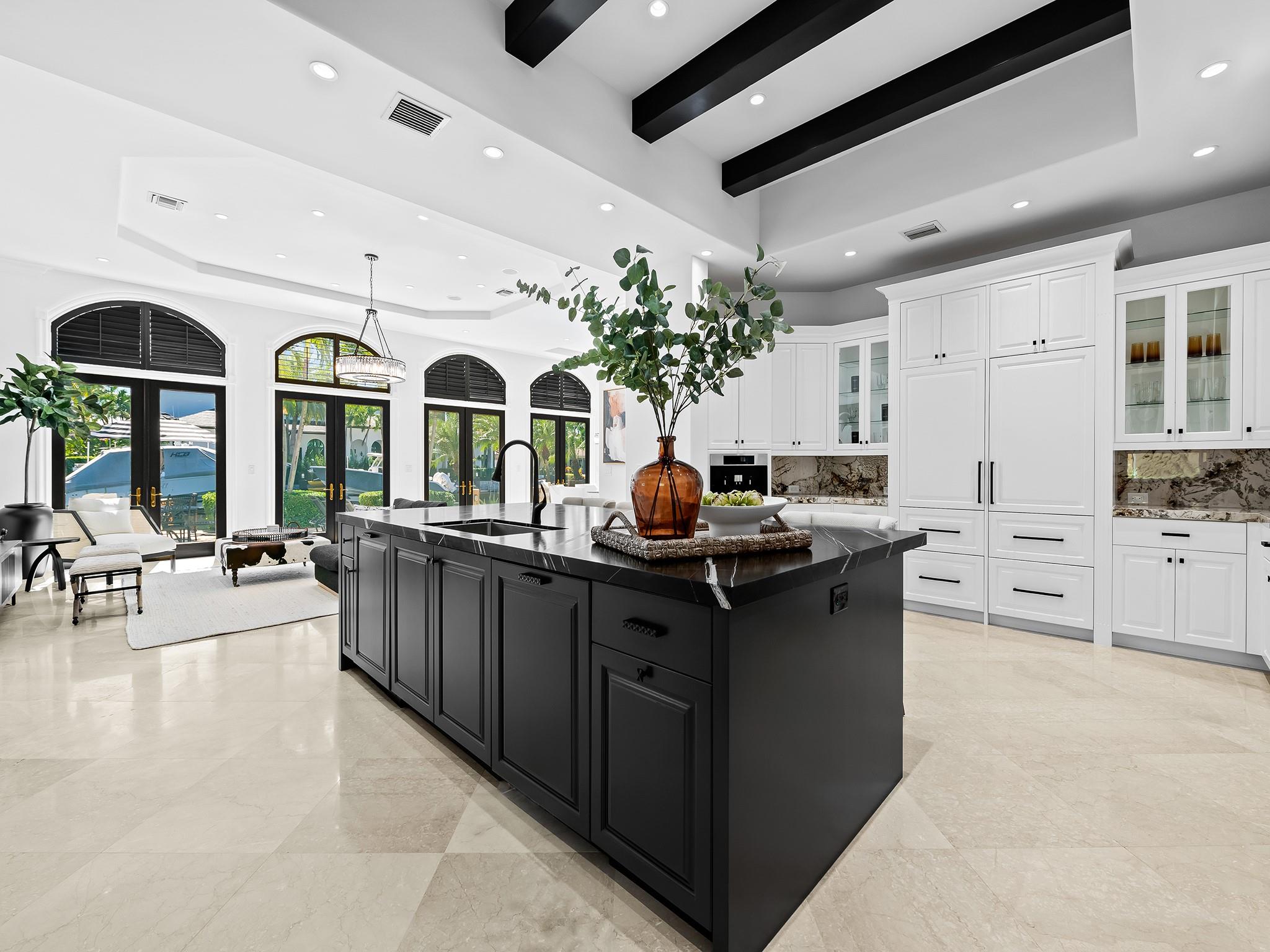 Lighthouse Point First Se - Residential