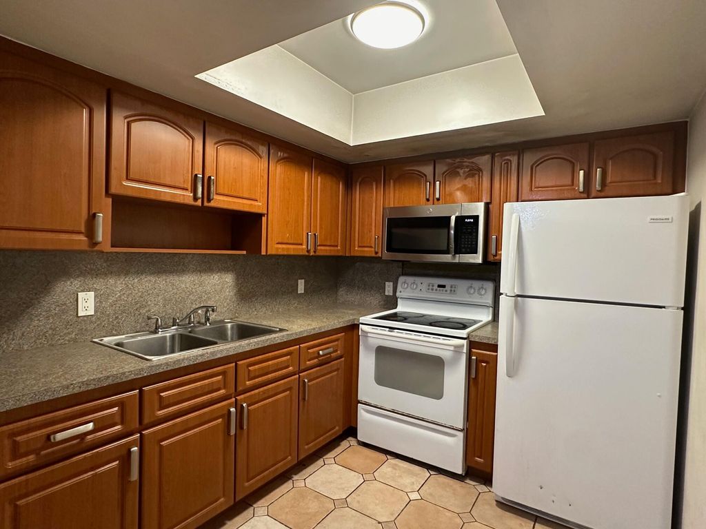 Photo of 1421 Sunset Road, West Palm Beach, FL 33406 (MLS # R10948194)