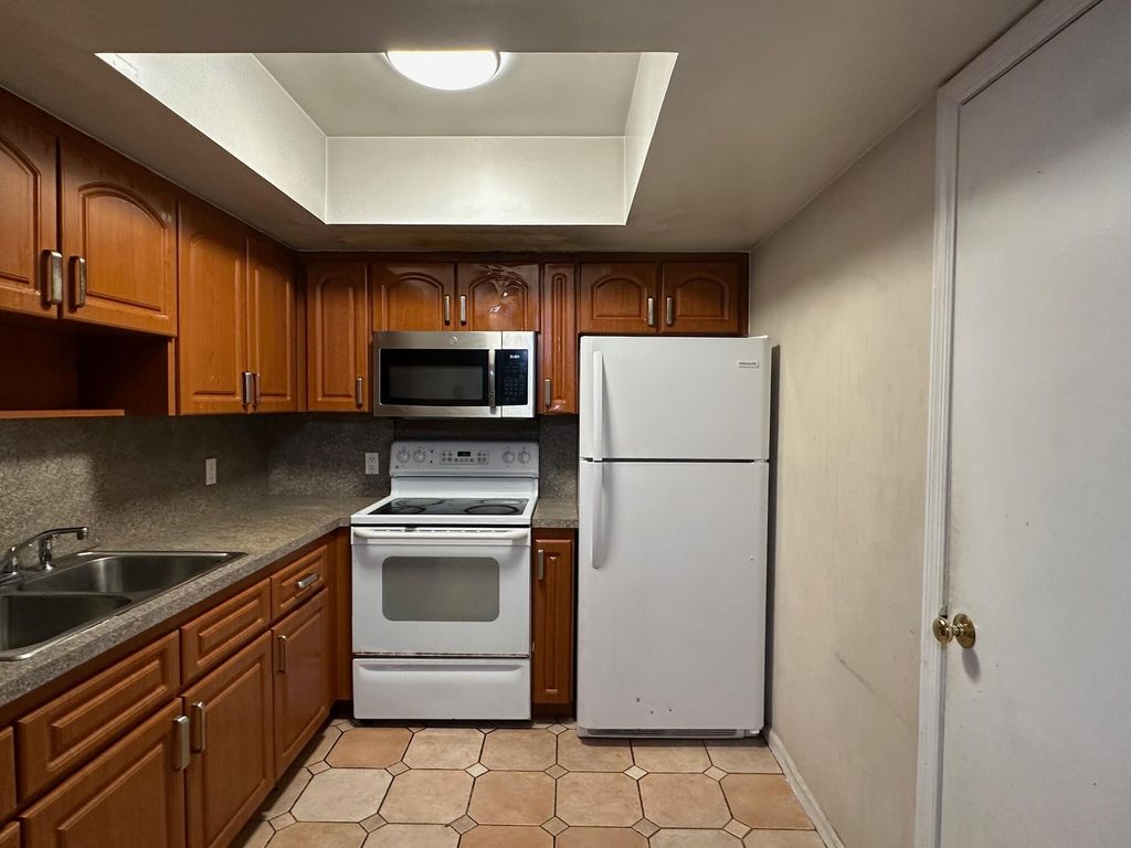 Photo of 1421 Sunset Road, West Palm Beach, FL 33406 (MLS # R10948194)