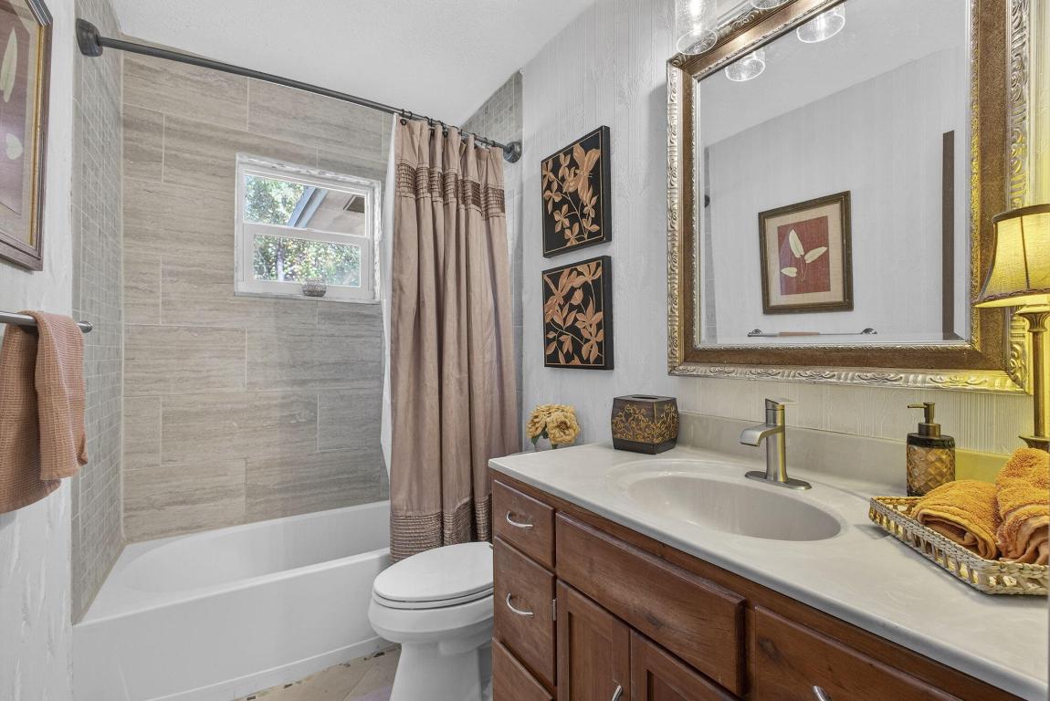 PALM BEACH RANCHETTES - Residential