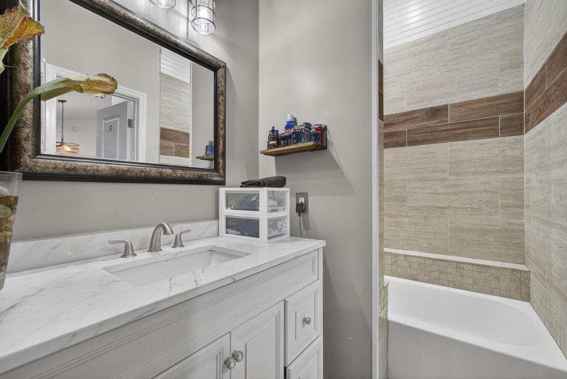 PALM BEACH RANCHETTES - Residential