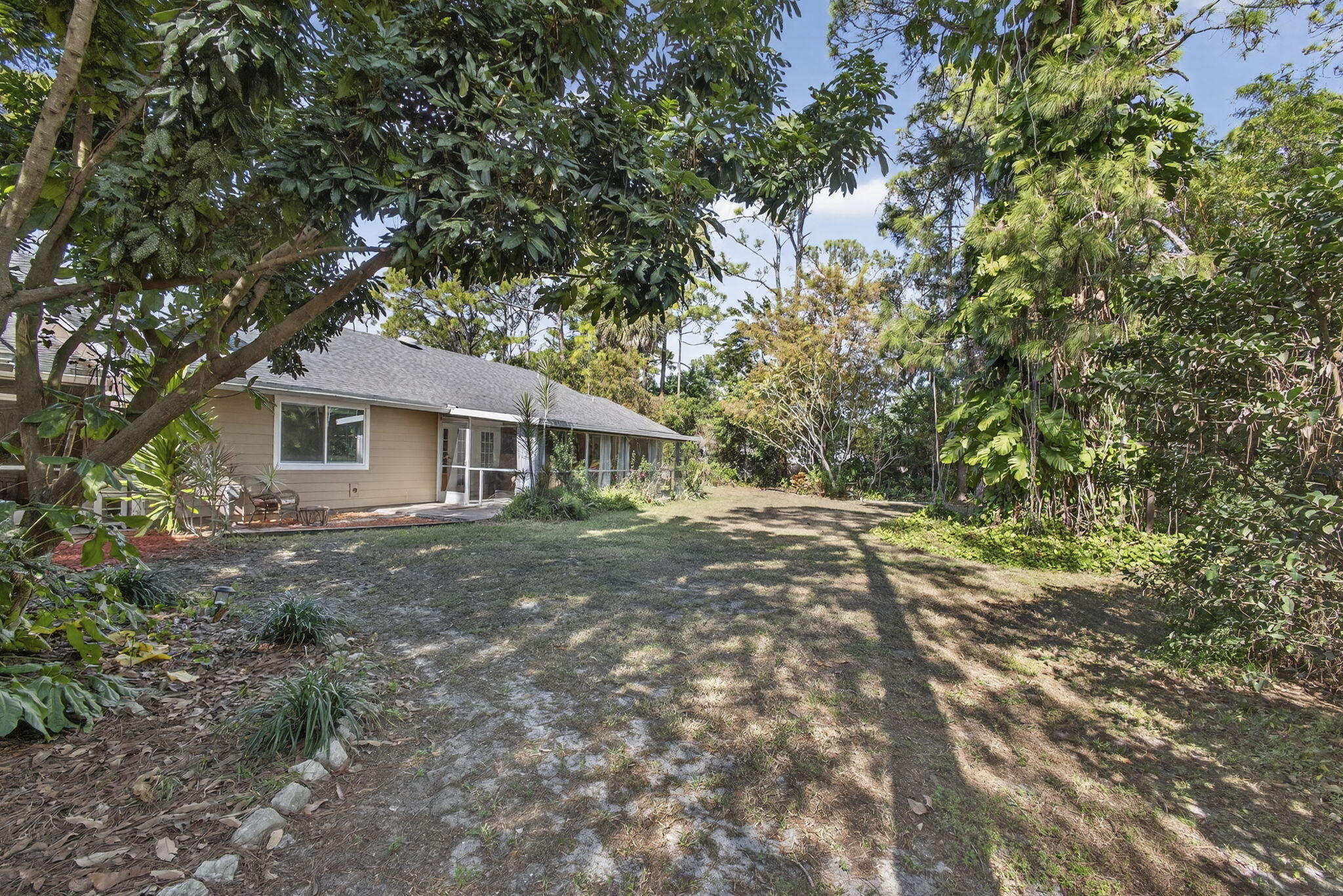 PALM BEACH RANCHETTES - Residential