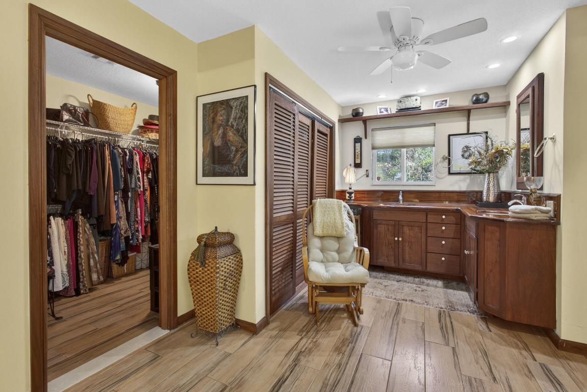 PALM BEACH RANCHETTES - Residential