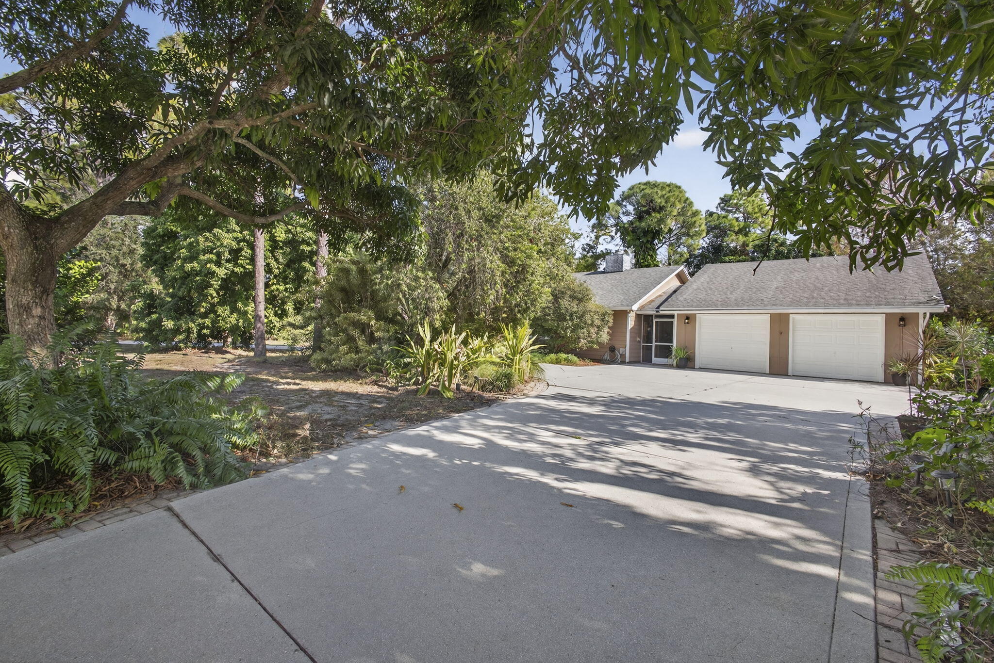 PALM BEACH RANCHETTES - Residential