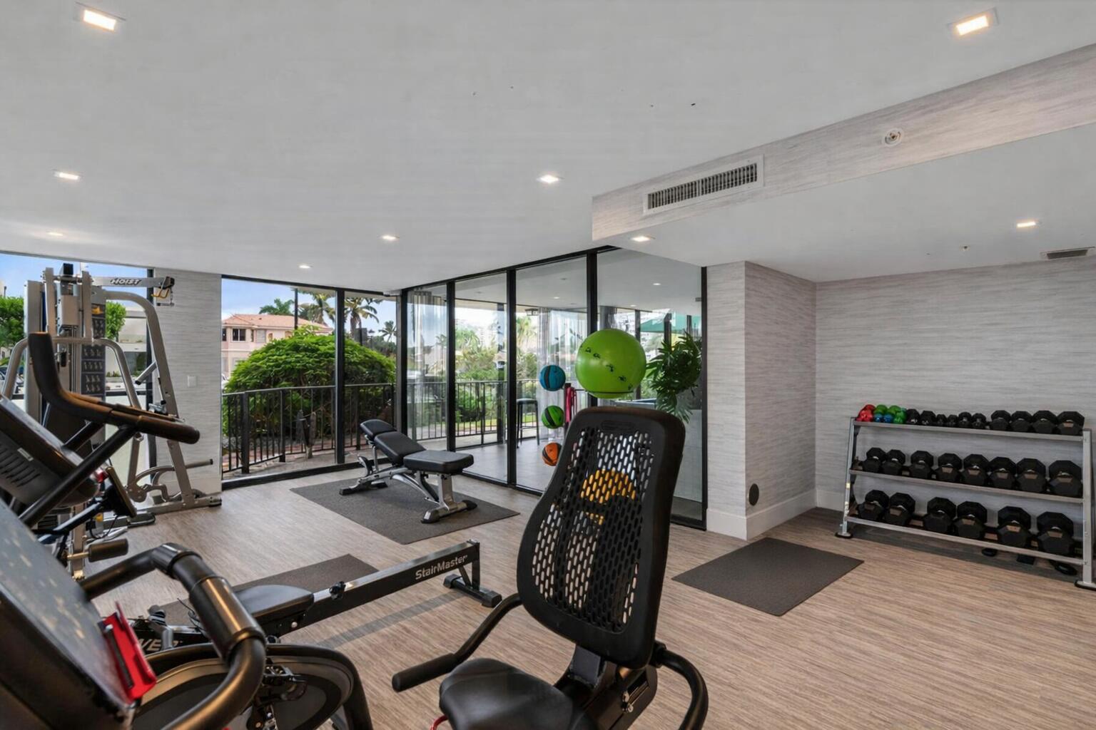 PORTA BELLA EAST - Residential