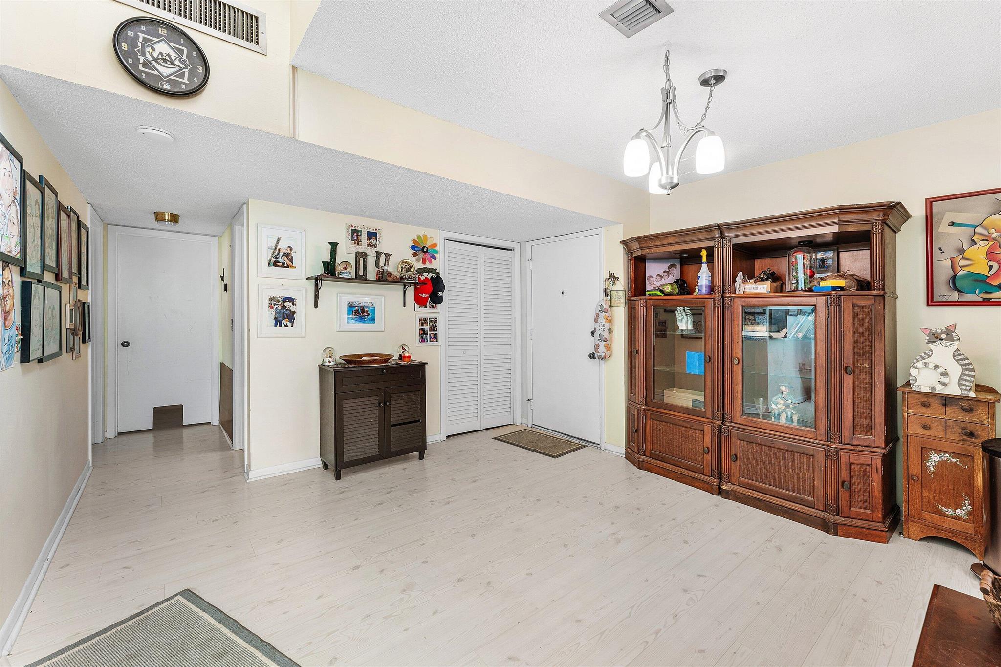 BOUNDBROOK CONDO S - Residential