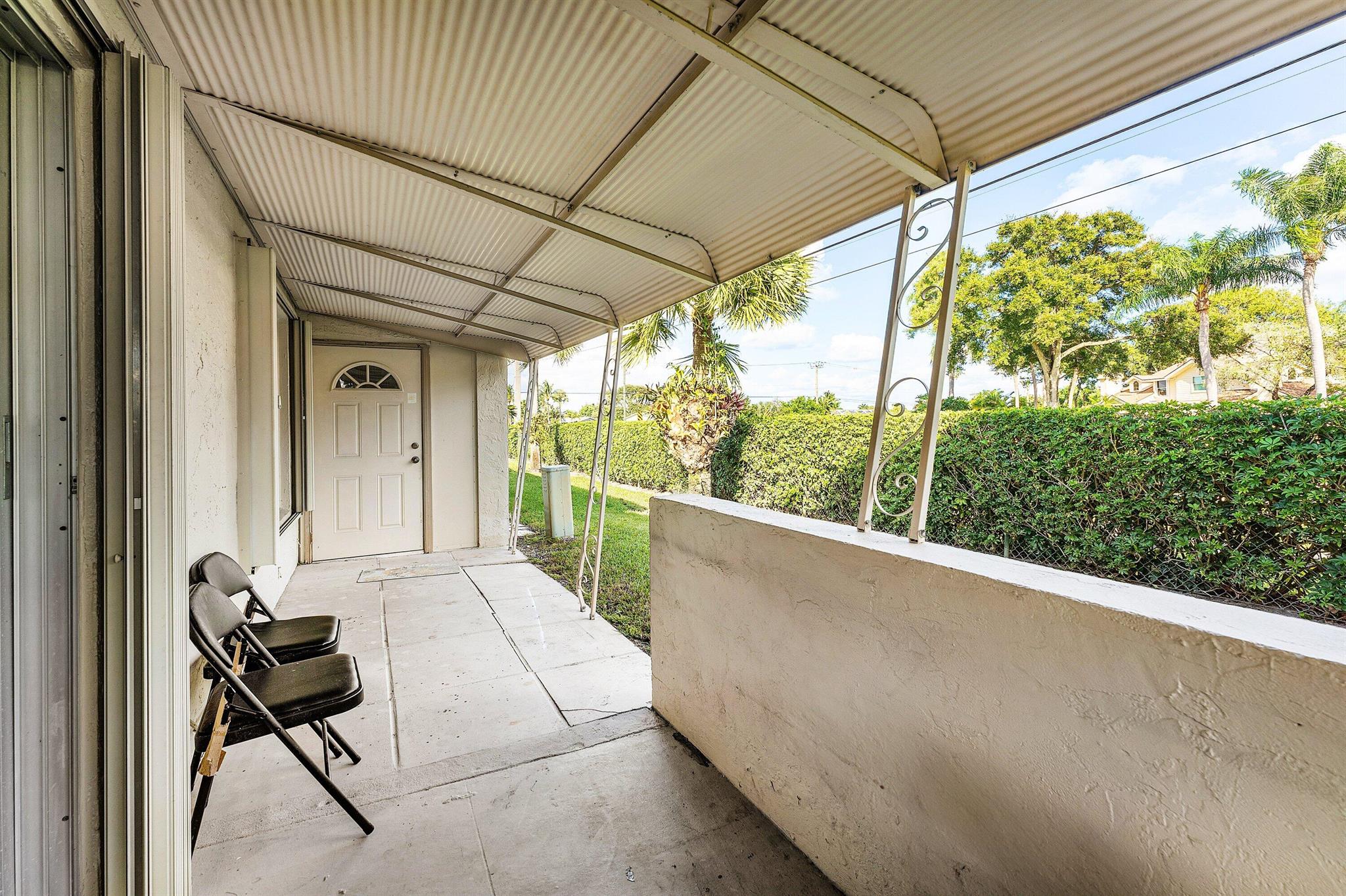 BOUNDBROOK CONDO S - Residential