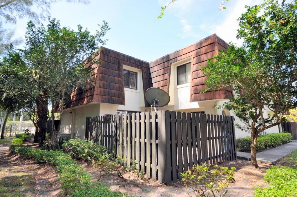 Photo of 2212 White Pine Circle #B, Greenacres, FL 33415 (MLS # R10902254)