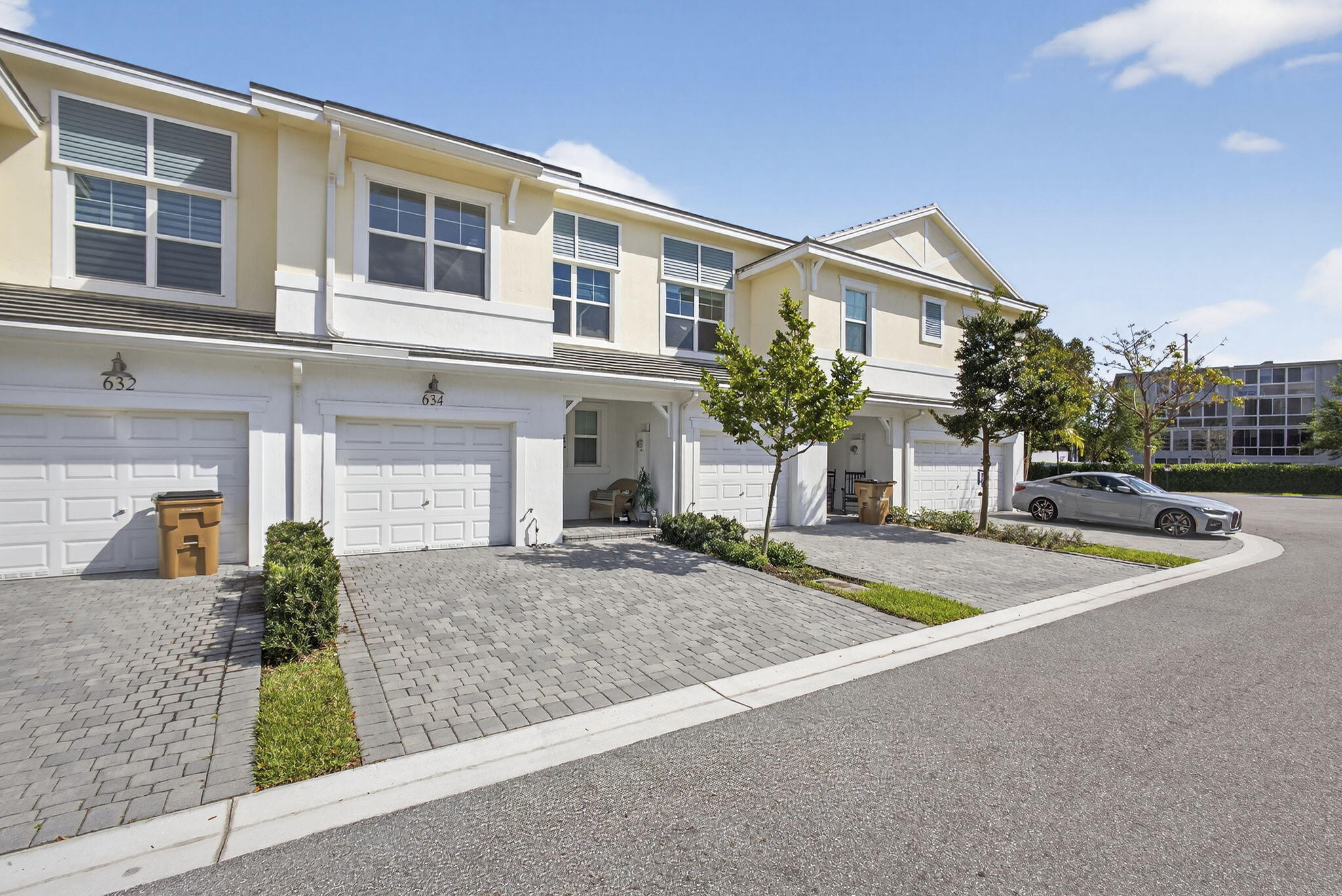 DEERFIELD CROSSING - Residential