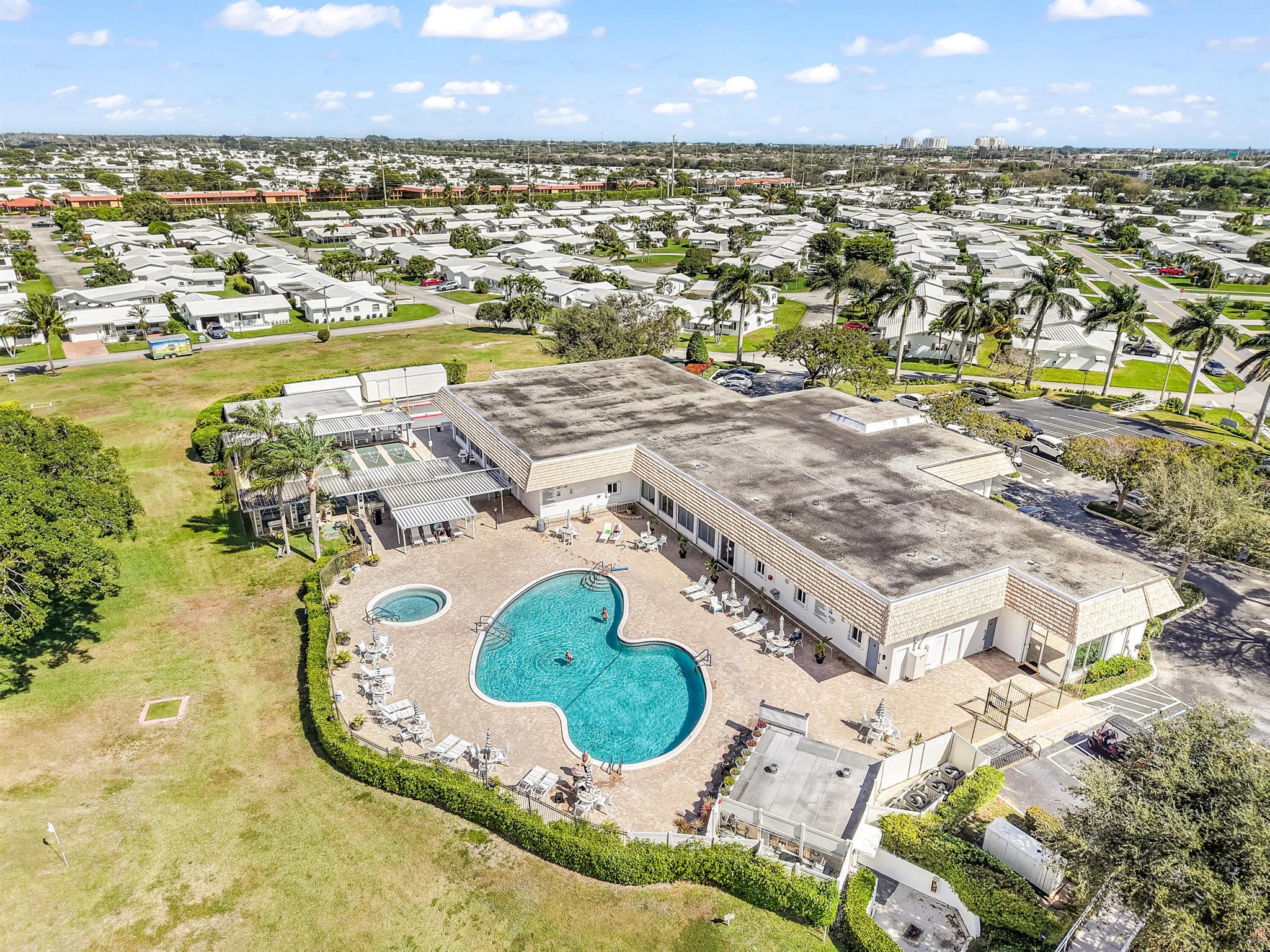 PALM BEACH LEISUREVILLE S - Residential