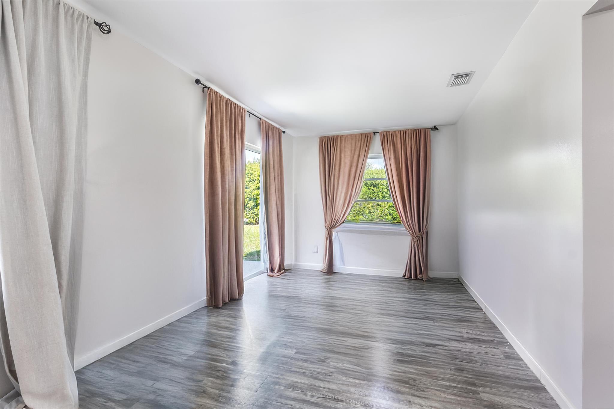 PALM BEACH LEISUREVILLE S - Residential