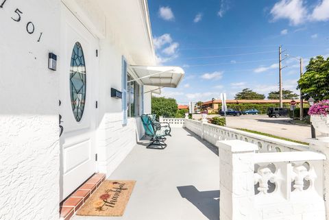 Photo of 1501 SW 18th Drive, Boynton Beach, FL 33426 (MLS # R11136449) Photo of 1501 SW 18th Drive, Boynton Beach, FL 33426 (MLS # R11136449)