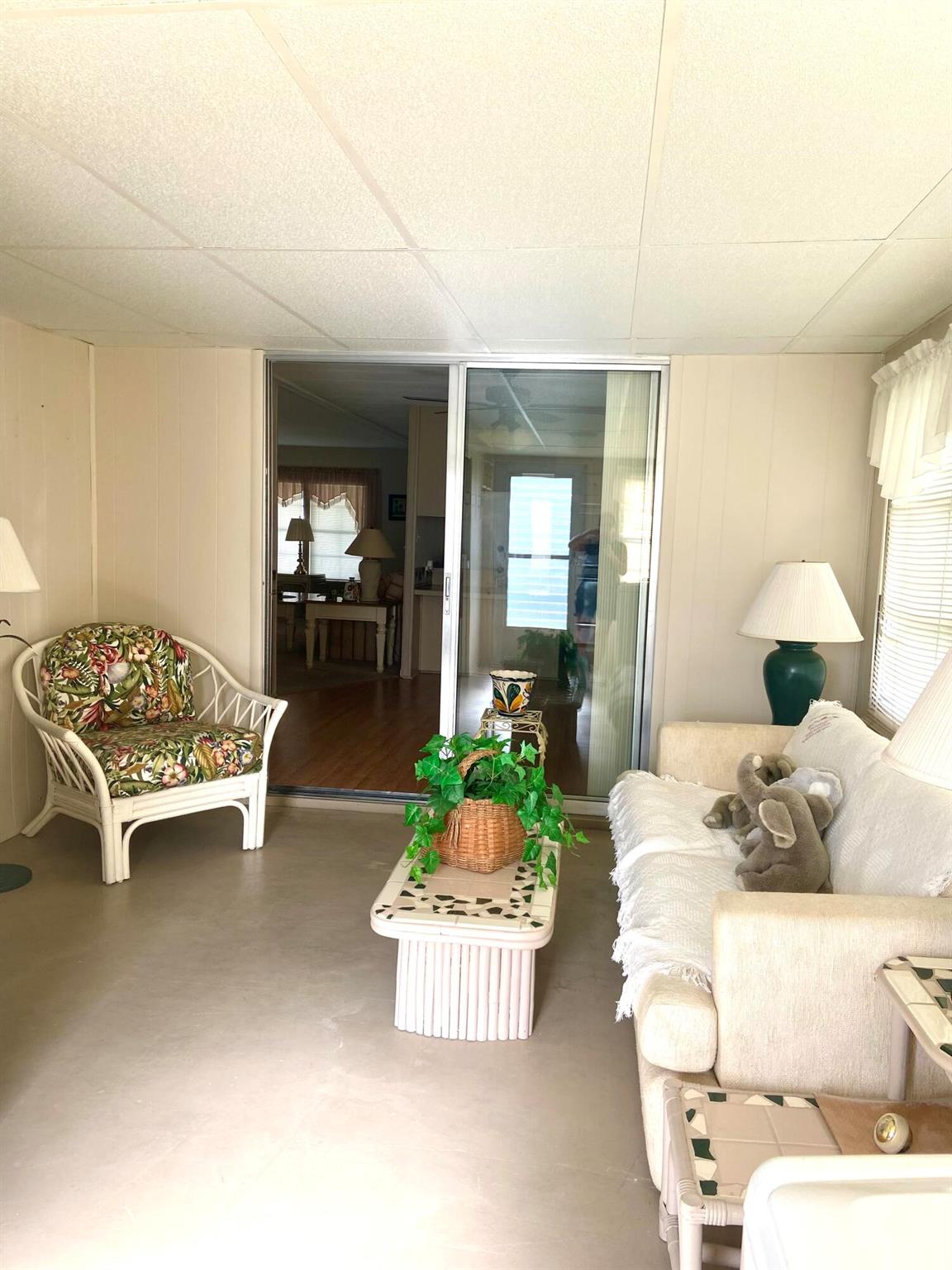 Spanish Lakes Riverfront - Residential