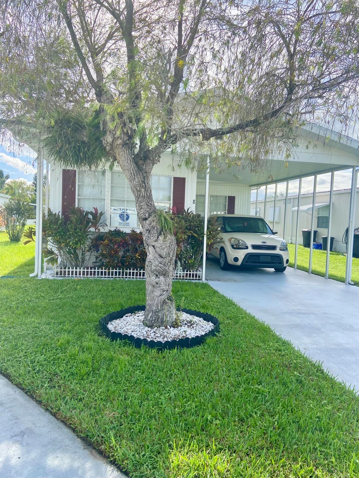 Spanish Lakes Riverfront - Residential