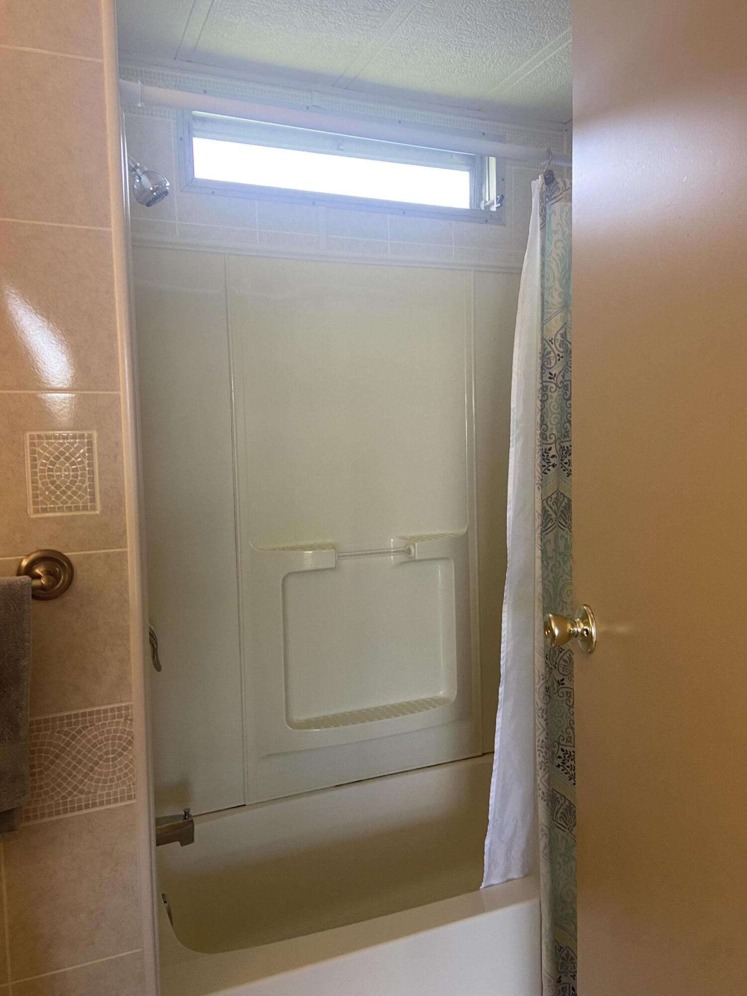 Spanish Lakes Riverfront - Residential