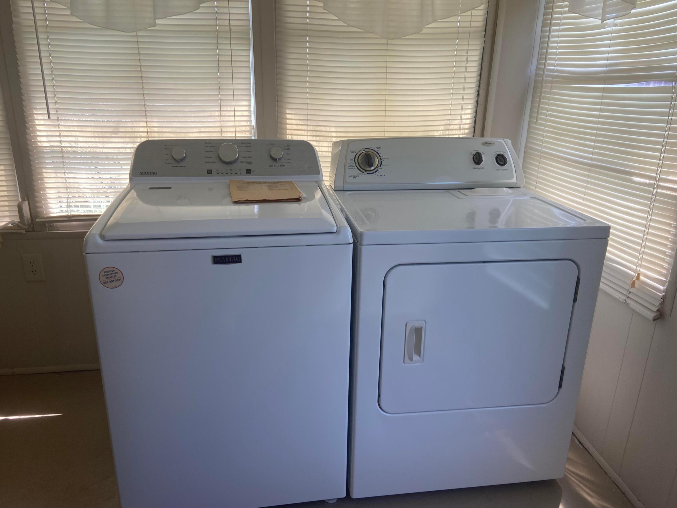 Spanish Lakes Riverfront - Residential