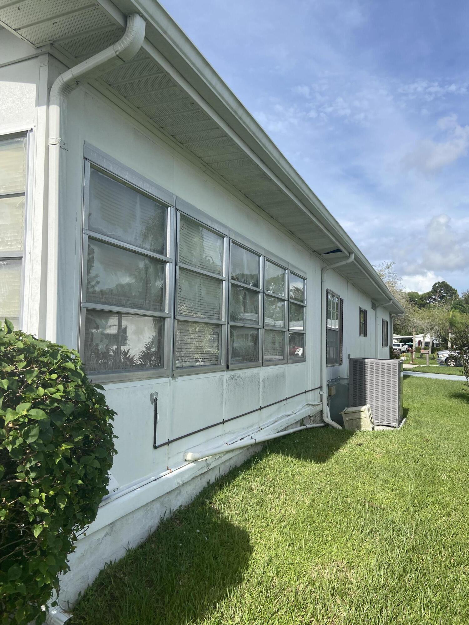 Spanish Lakes Riverfront - Residential