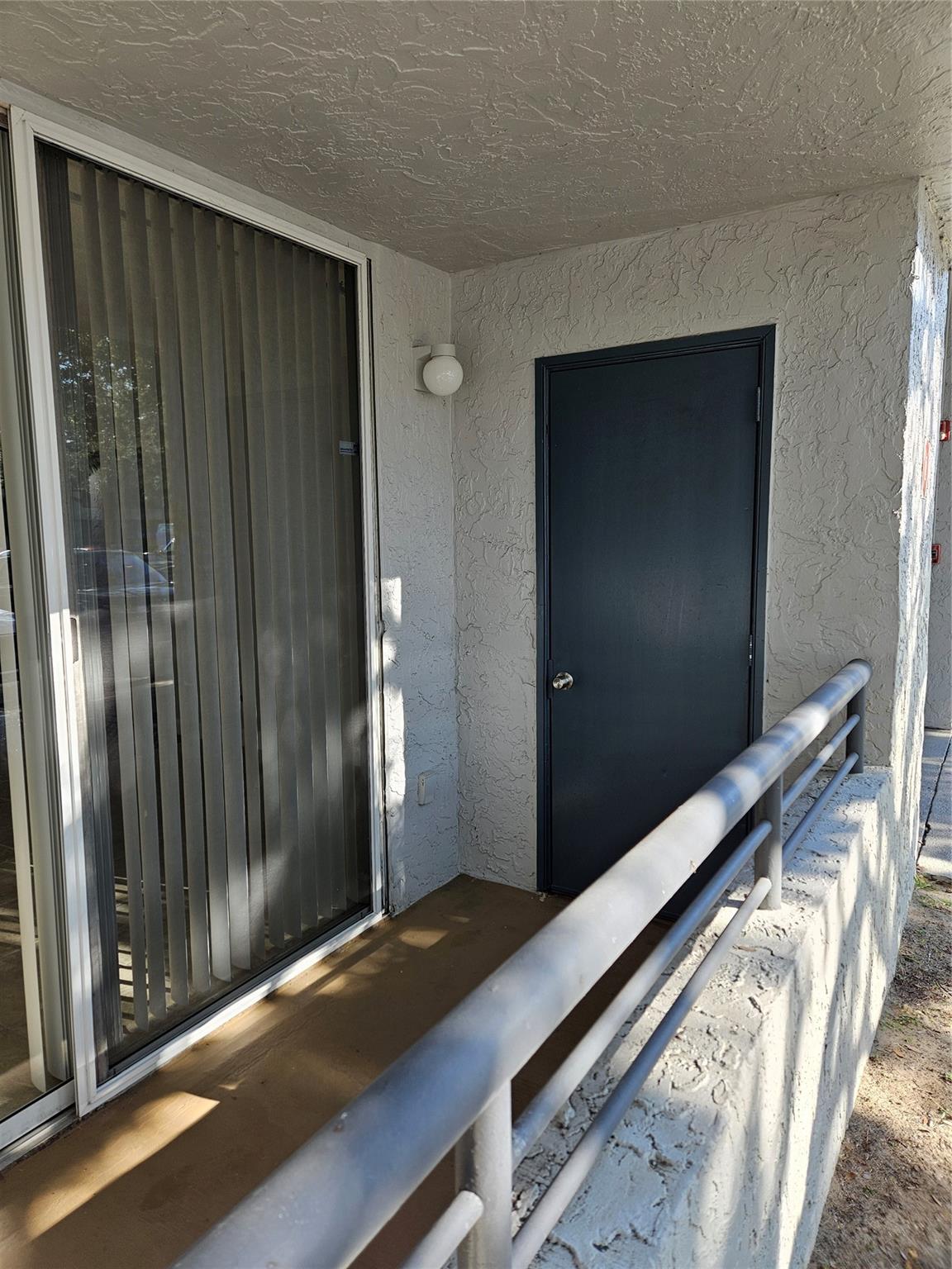 COCO PARC CONDO - Residential Lease