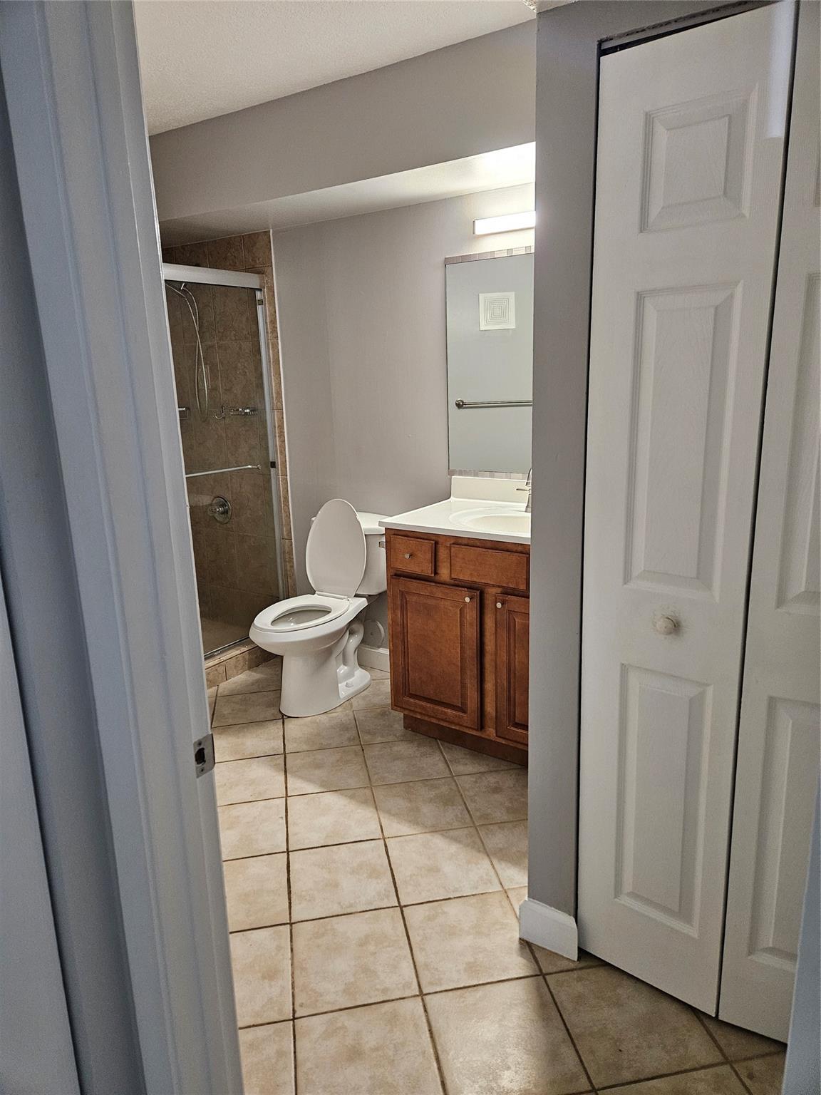 COCO PARC CONDO - Residential Lease