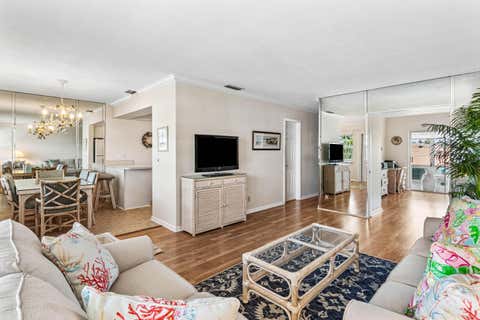 Property photo of 5505 N Ocean Boulevard 8-204, Ocean Ridge, FL 33435