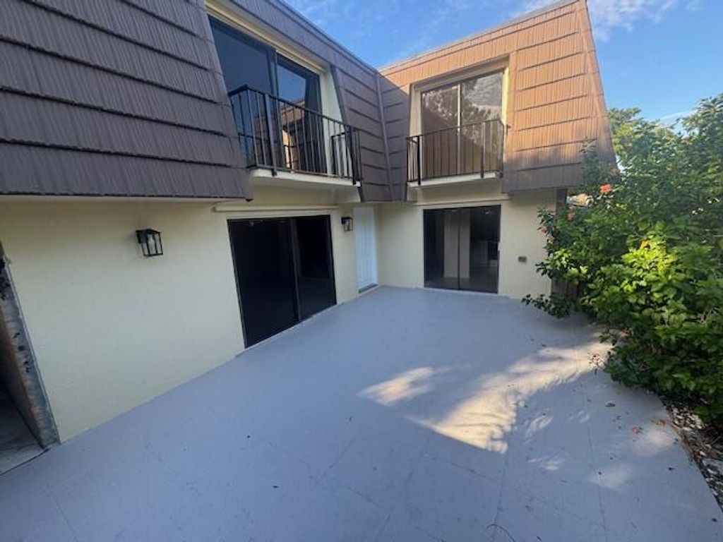 Photo of 1209 12th Court, Palm Beach Gardens, FL 33410 (MLS # R11141143)