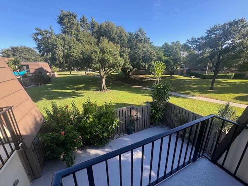 Photo of 1209 12th Court, Palm Beach Gardens, FL 33410 (MLS # R11141143)