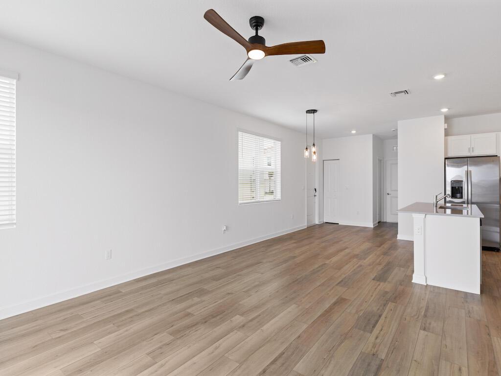 VERANDA PLAT NO. 9 - Residential Lease