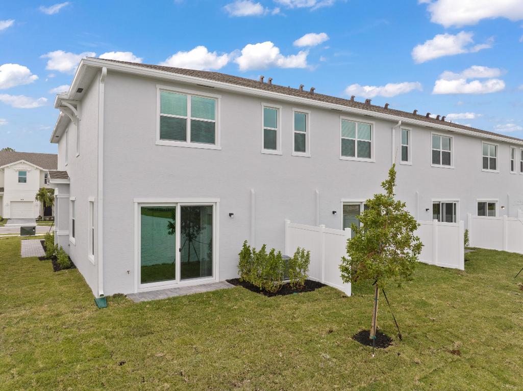 VERANDA PLAT NO. 9 - Residential Lease