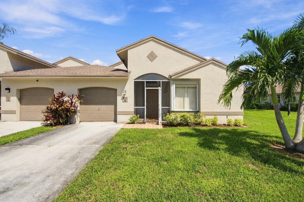Photo of 9733 BOCA GARDENS Circle N #D, Boca Raton, FL 33496 (MLS # B26085654)