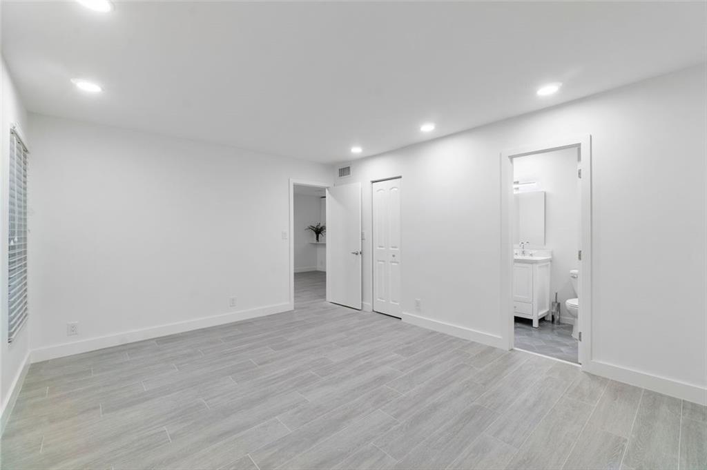 Rokest Condominium - Residential